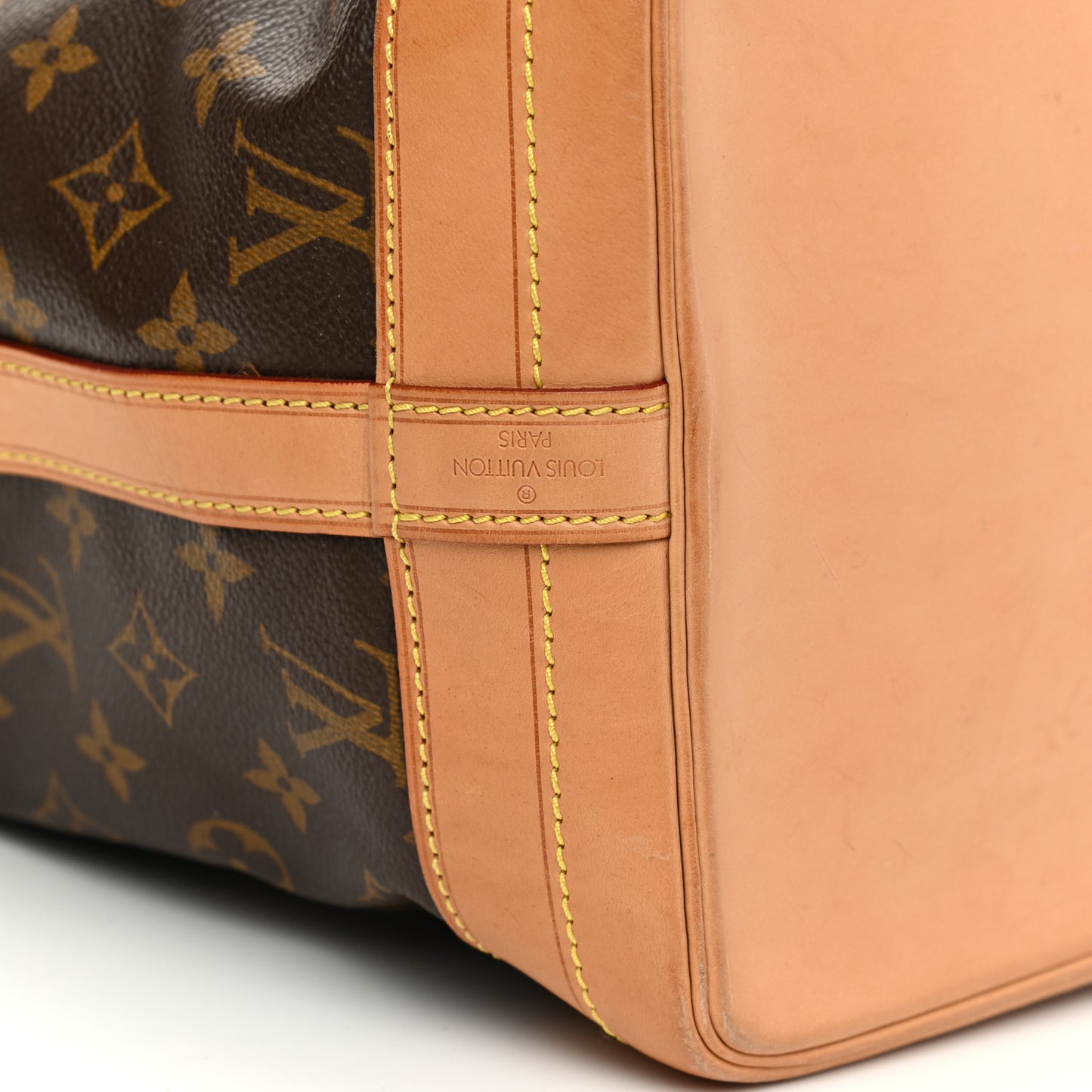 Monogram Noe