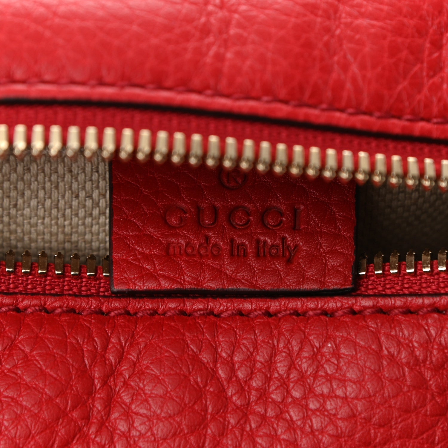 Gucci Pebbled Calfskin Small Soho Disco Bag Tabasco Red 6 of 10
