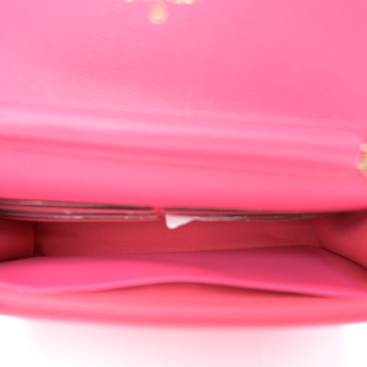 Caviar Quilted Wallet on Chain WOC Fuchsia