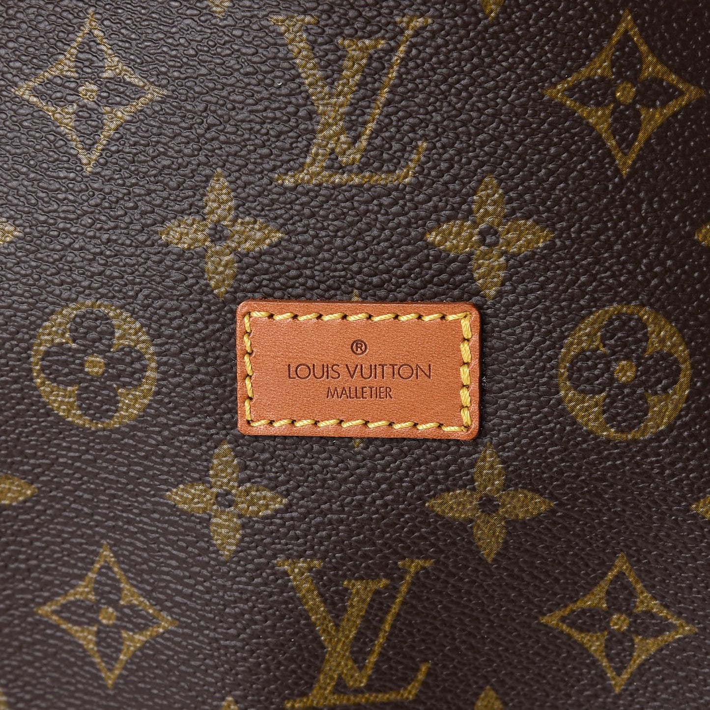 Monogram Saumur 43