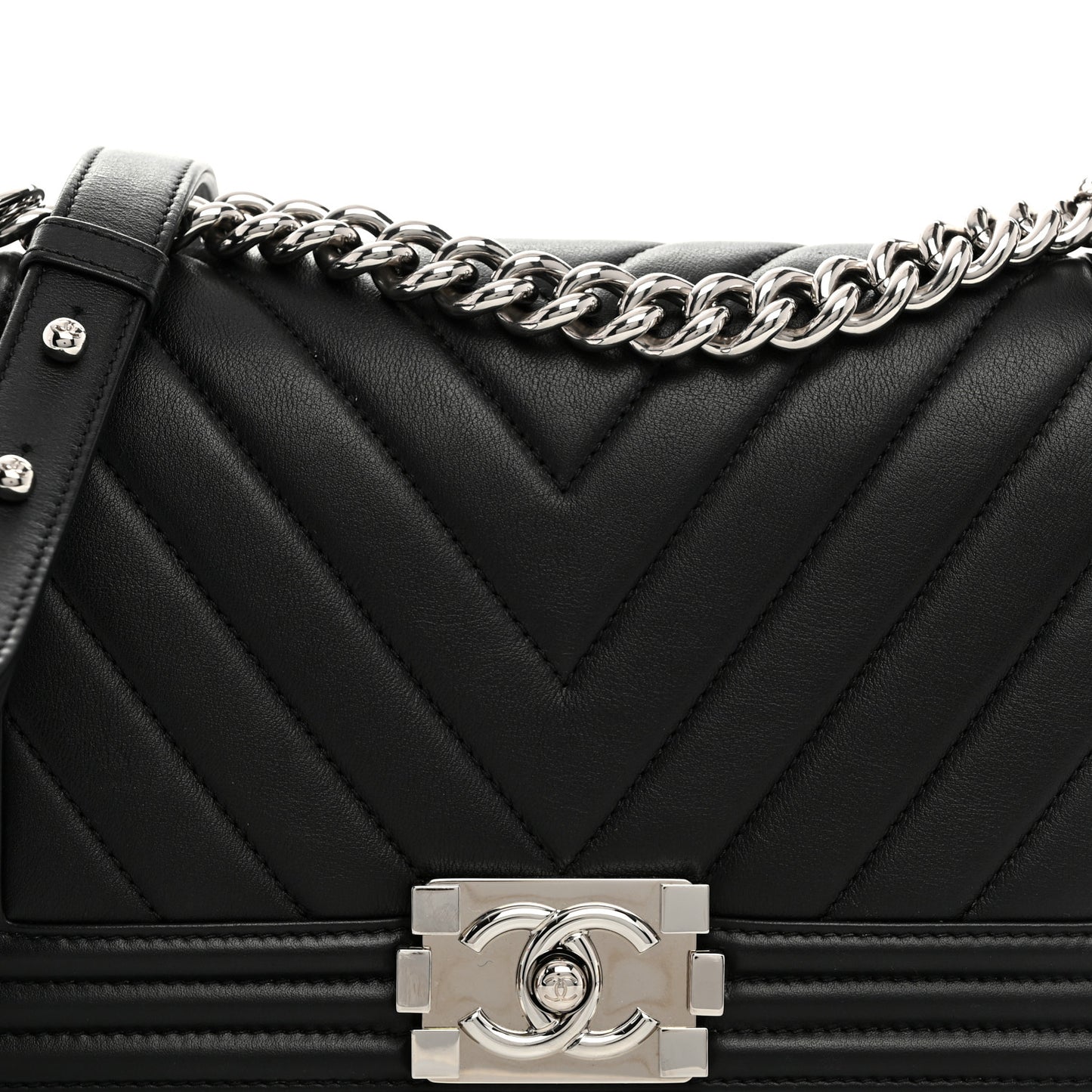 Calfskin Chevron Quilted Medium Boy Flap Black