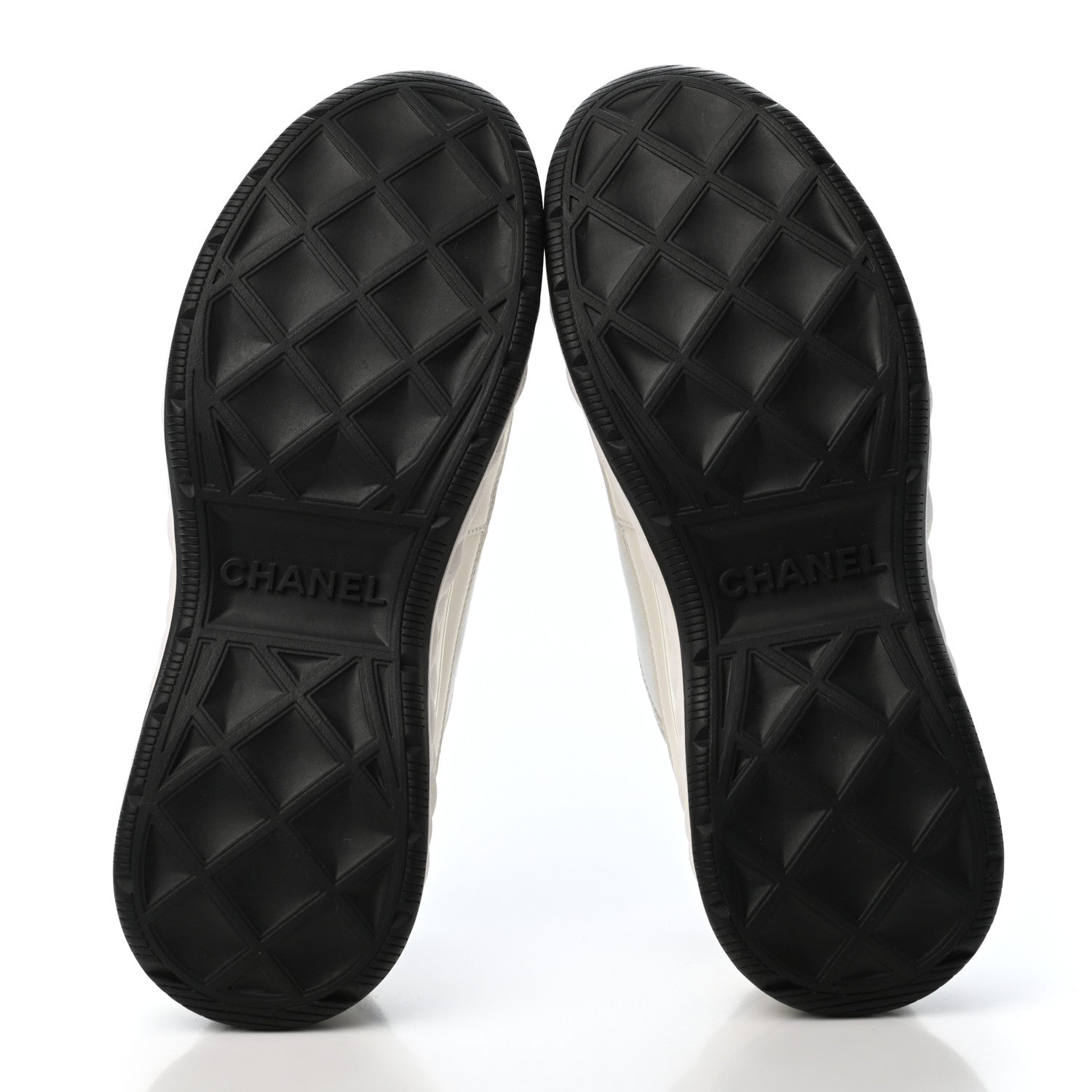Chanel Velvet Calfskin Mixed Fibers CC Sneakers 37.5 Ivory Black 4 of 4
