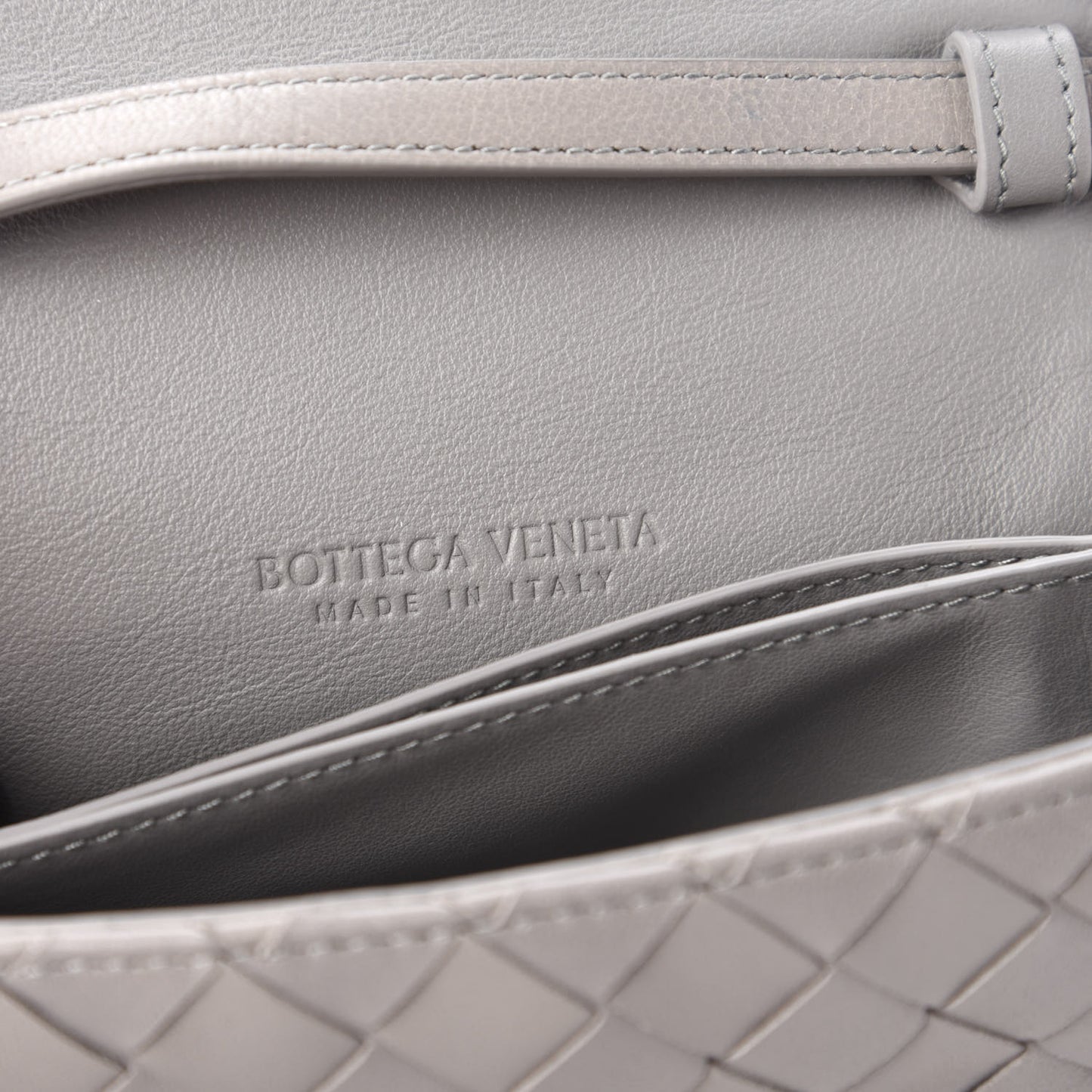 Nappa Intrecciato Shoulder Bag Grey