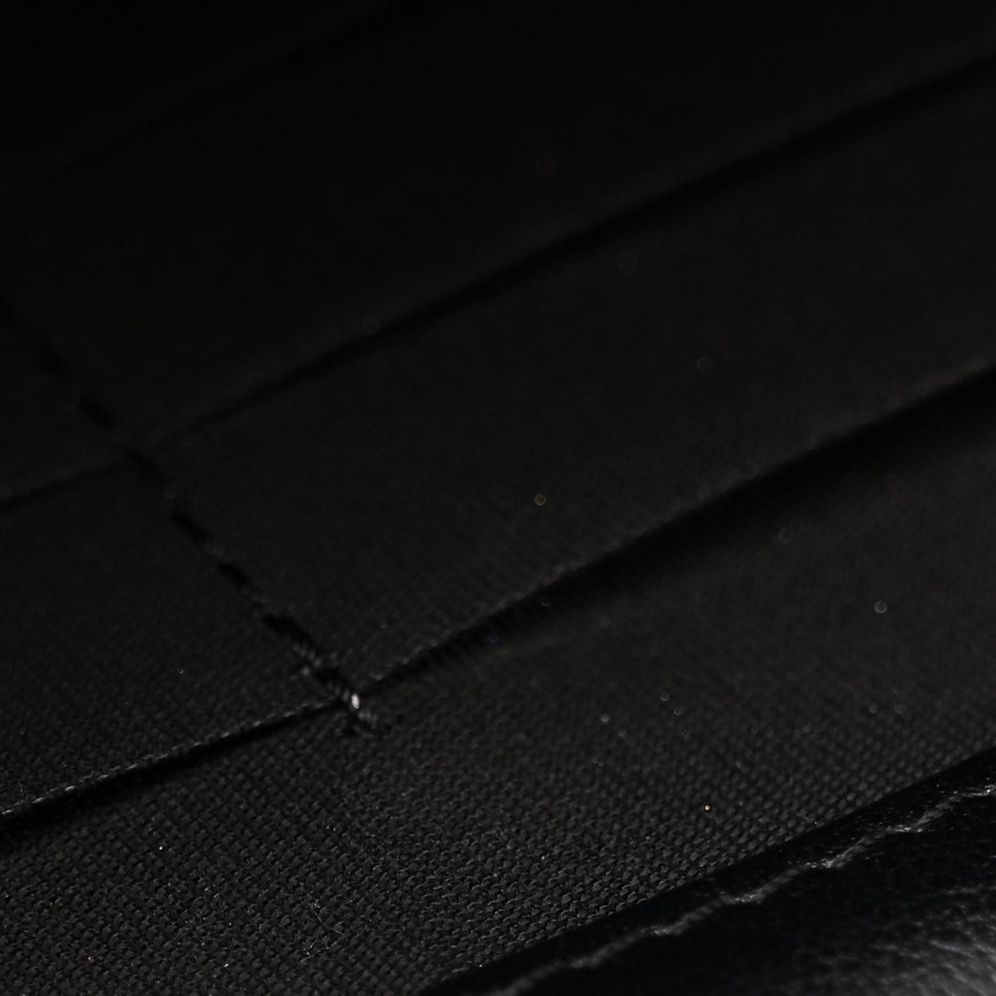 Caviar Quilted Boy Wallet On Chain WOC Black