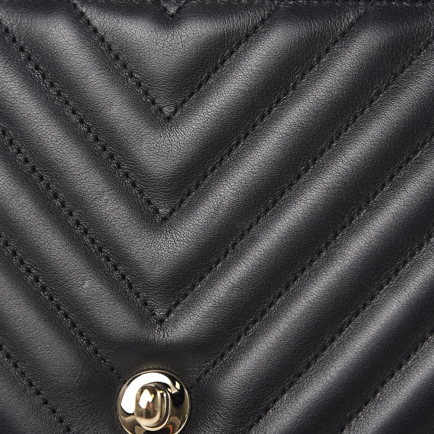 Calfskin Chevron Quilted Small Statement Flap Black