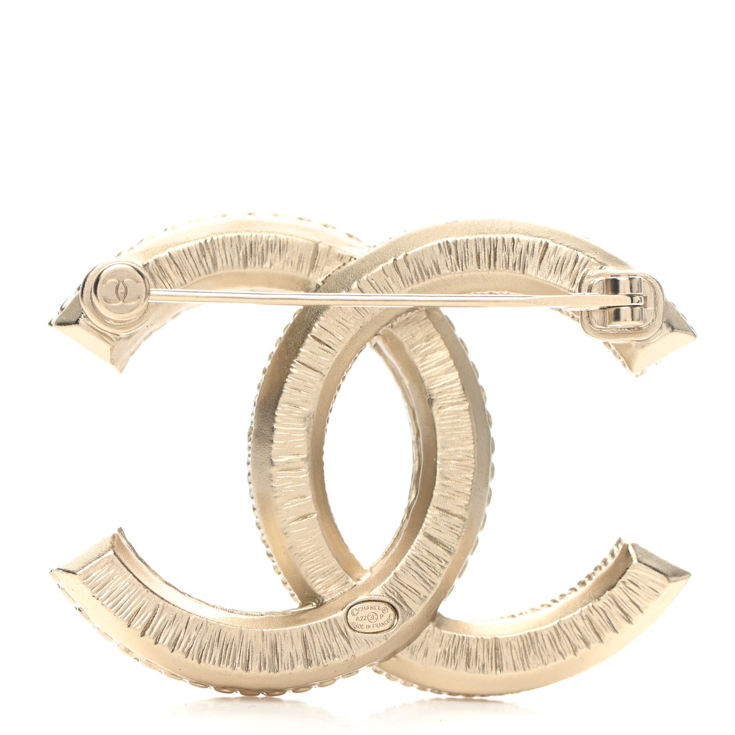 Metal Chain Quilted CC Brooch Gold