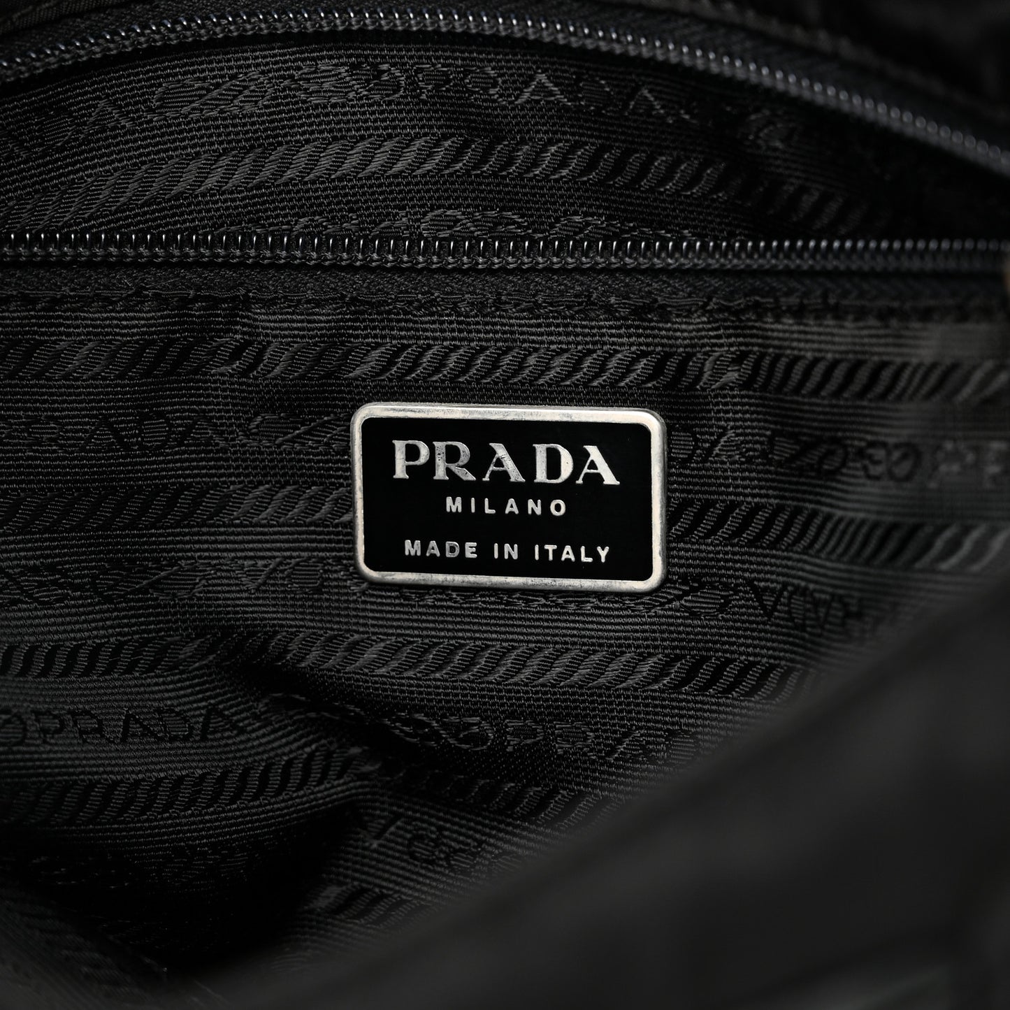 Tessuto Nylon Saffiano Flat Messenger Bag Black