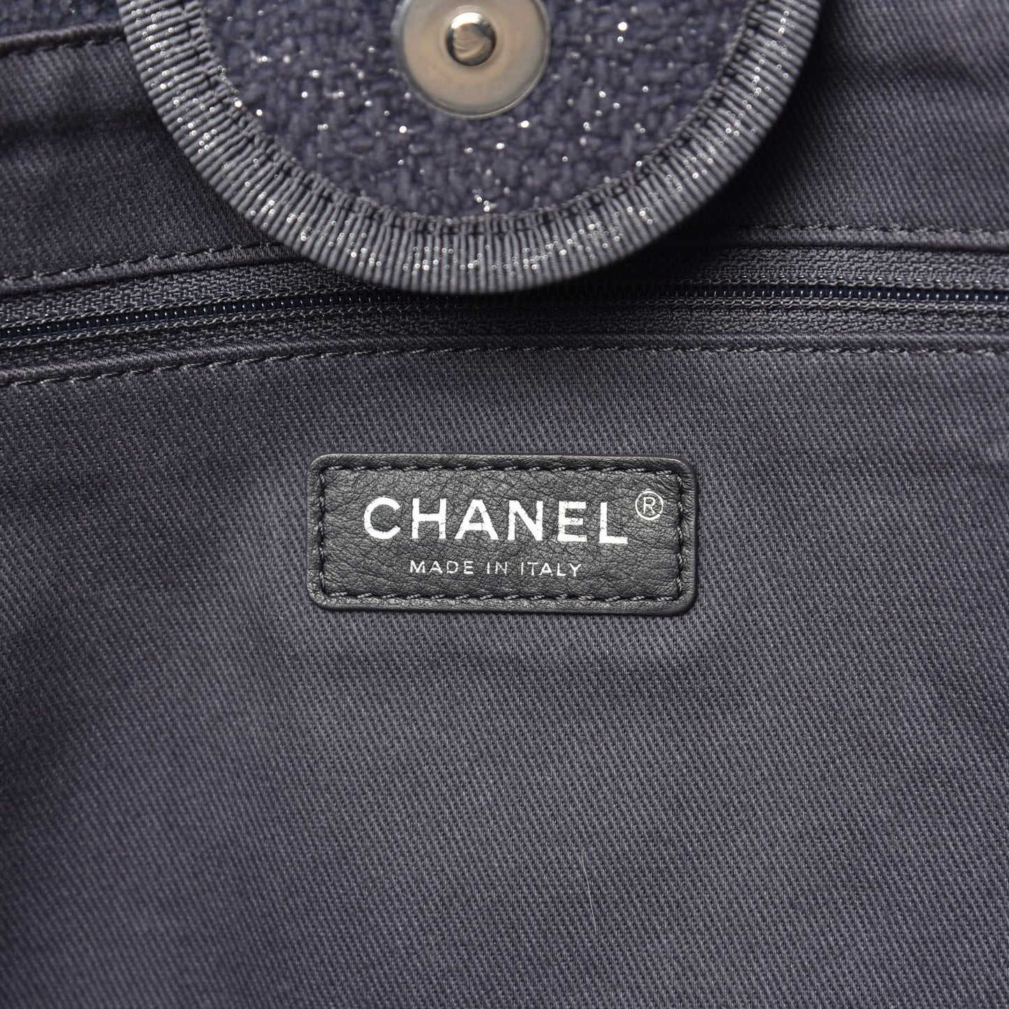 Lurex Boucle Medium Deauville Tote Grey
