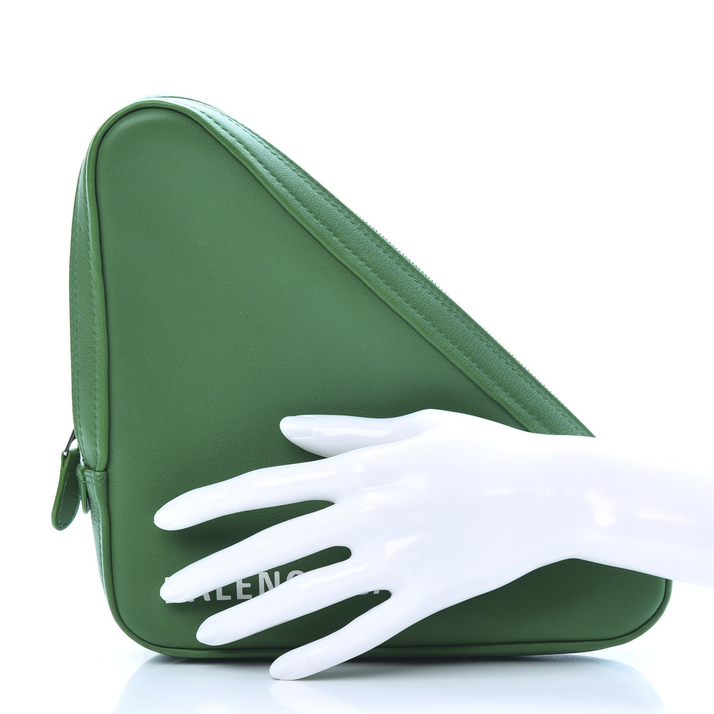 Shiny Day Calfskin M Triangle Pouch Vert Irlandais