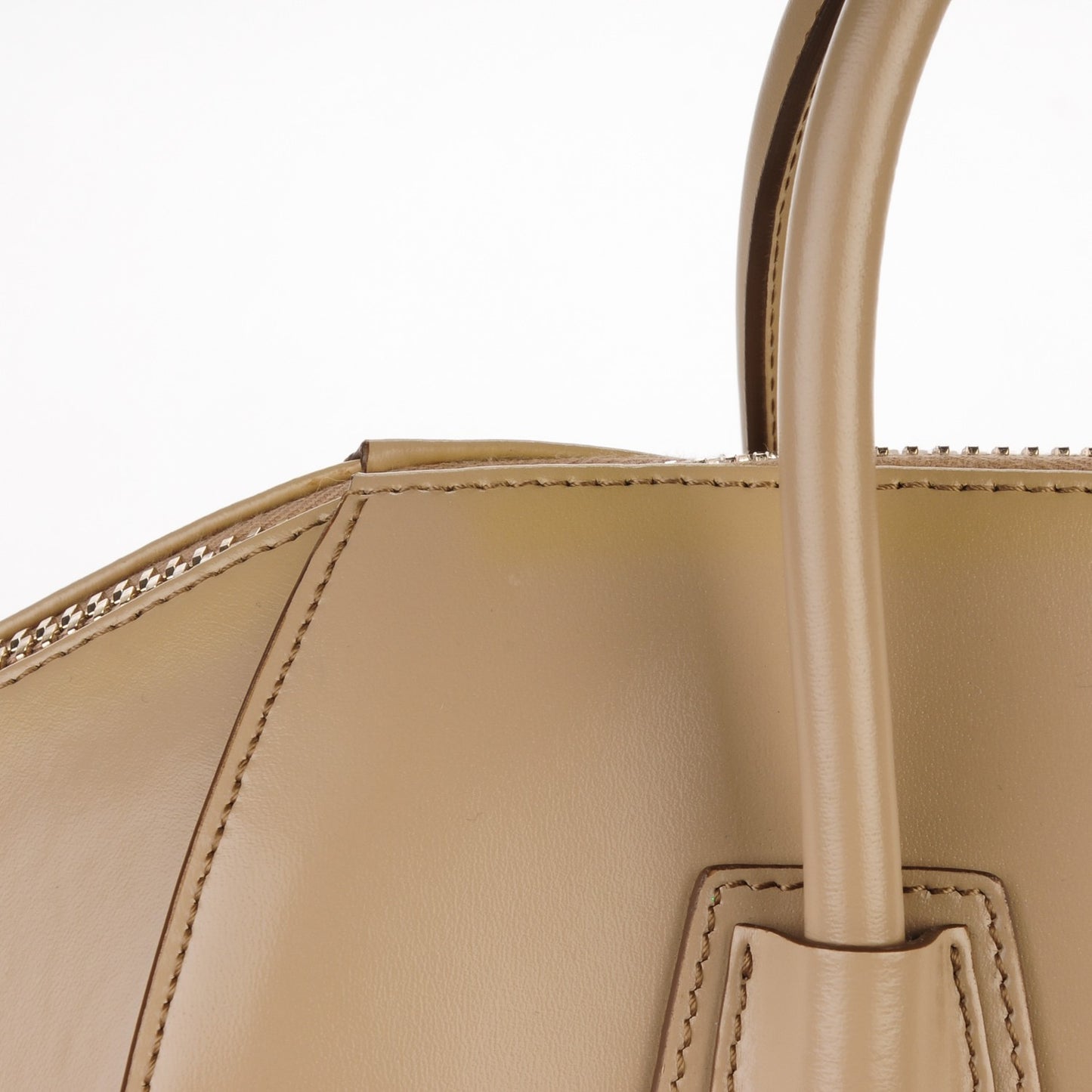 Shiny Lord Calfskin Medium Antigona Dark Beige