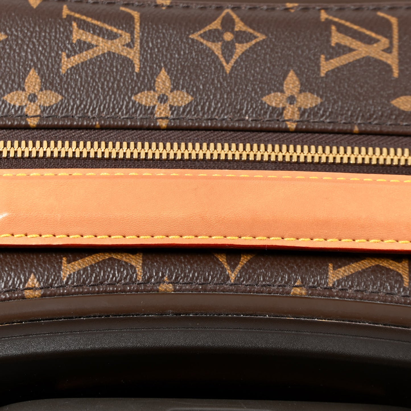 Monogram Zephyr 55
