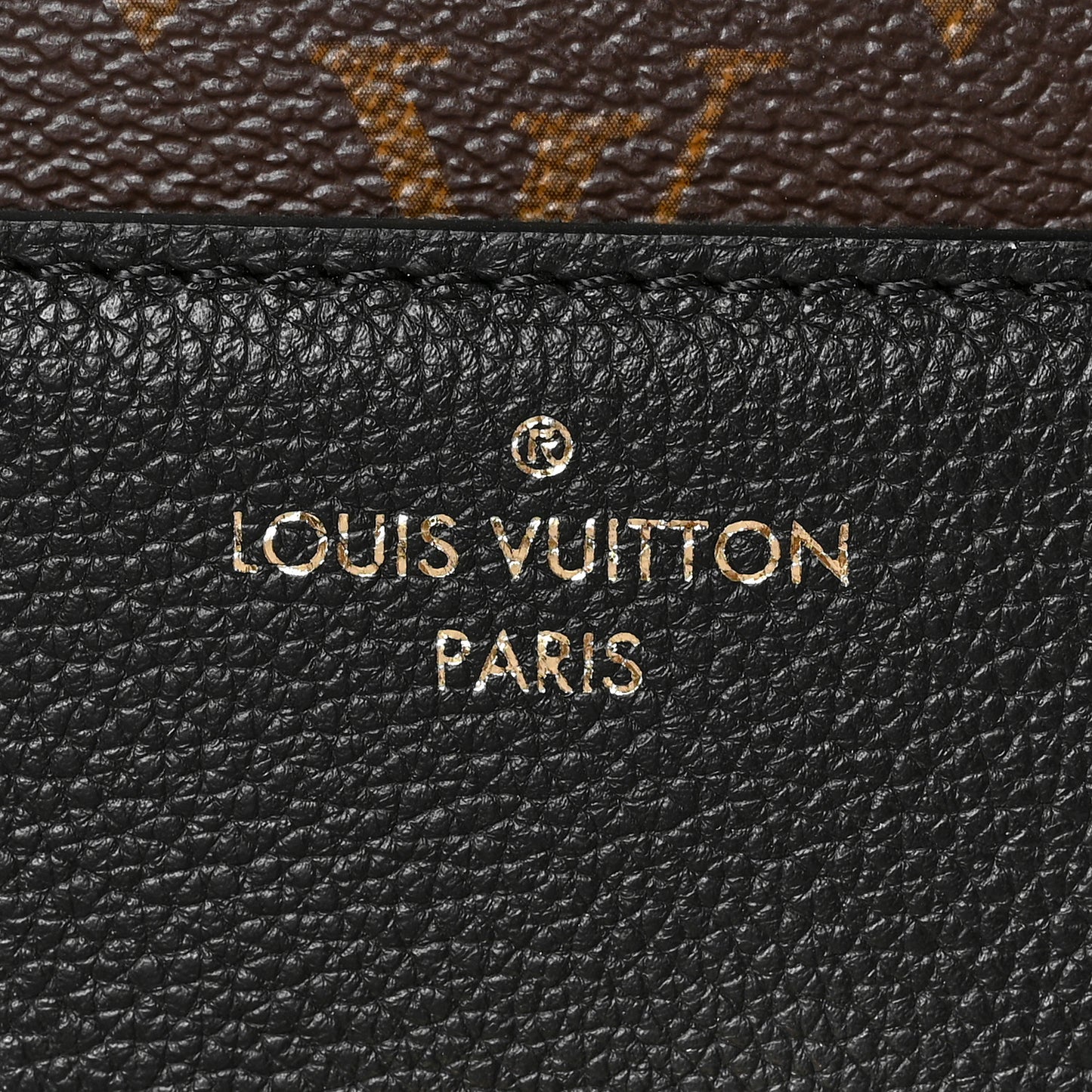 Monogram Victoire Black