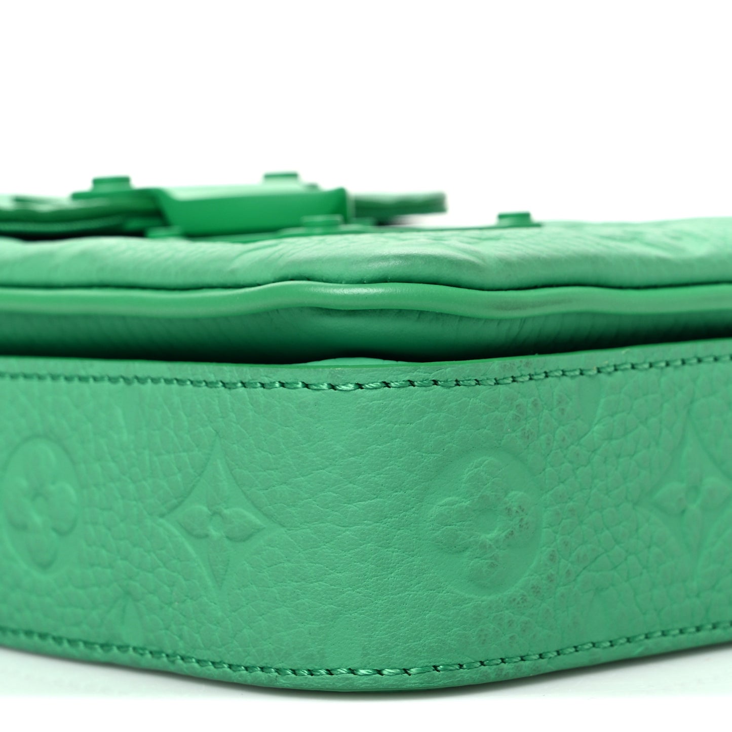 Taurillon Monogram S Lock Wearable Wallet Minty Green