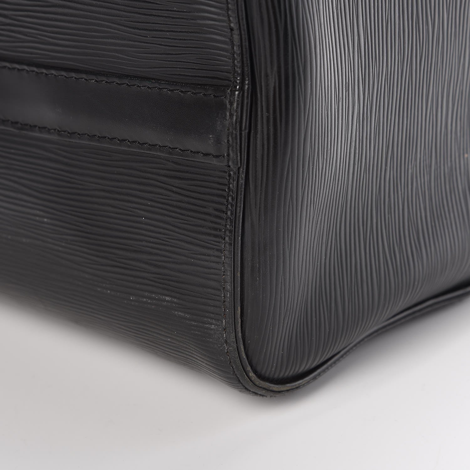 Louis Vuitton Epi Speedy 30 Black 14 of 17