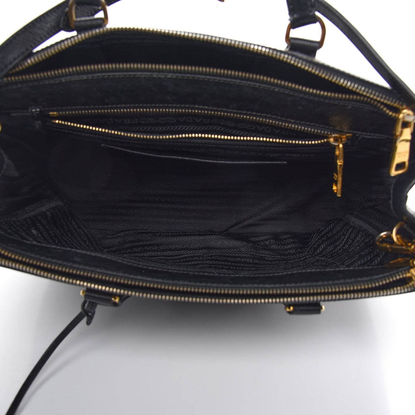 Saffiano Medium Galleria Double Zip Tote Black