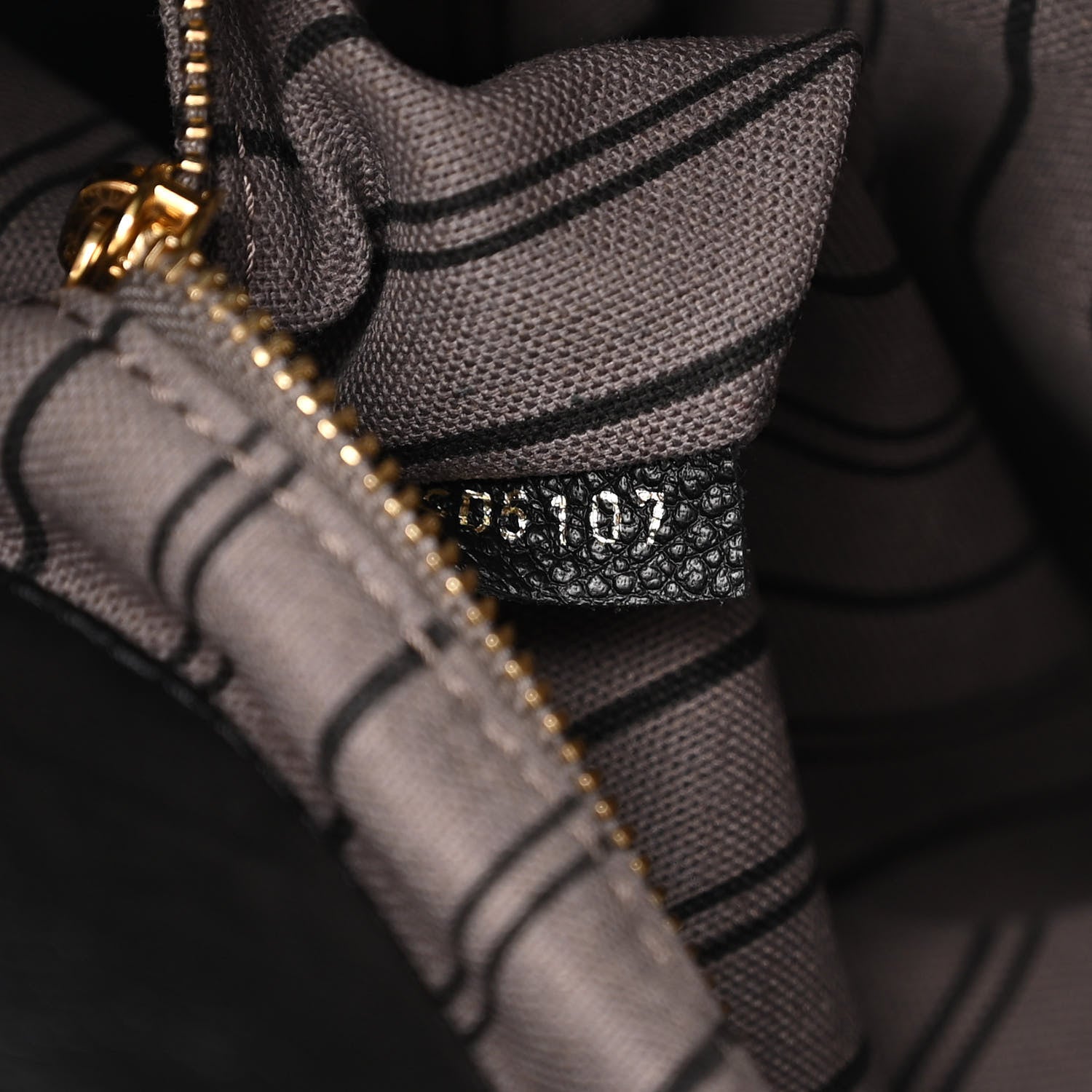 Louis Vuitton Empreinte Artsy MM Black 7 of 10