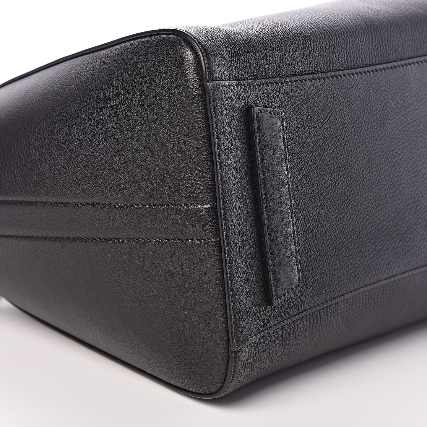 Sugar Goatskin Medium Antigona Black