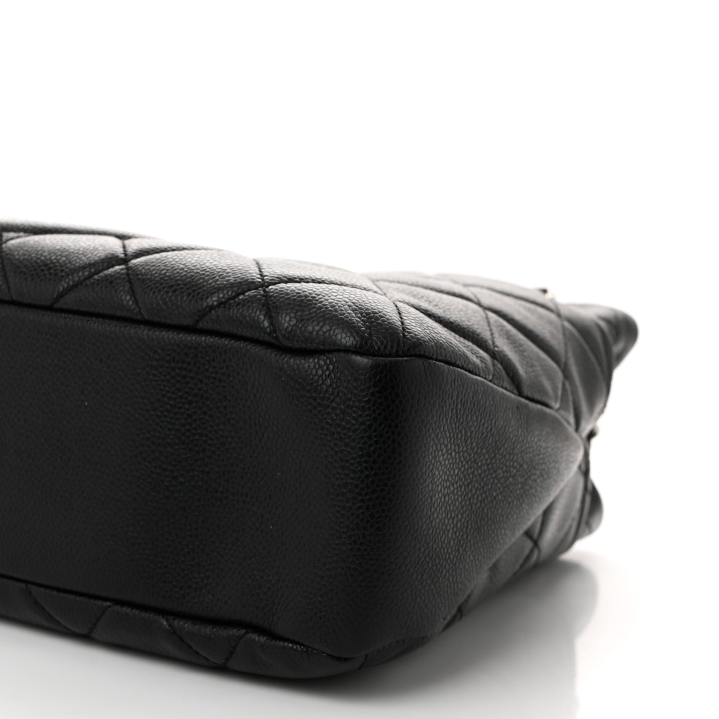 Quilted Grand Shopping Tote GST Black