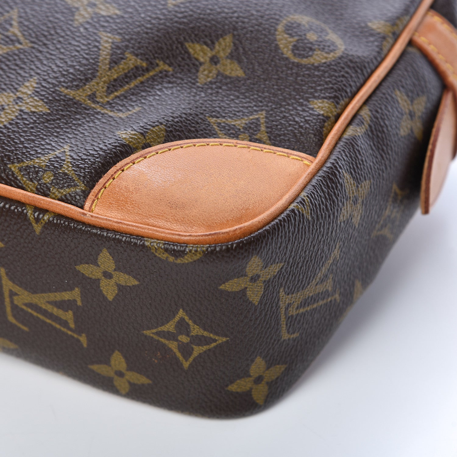 Louis Vuitton Monogram Compiegne 28 18 of 19