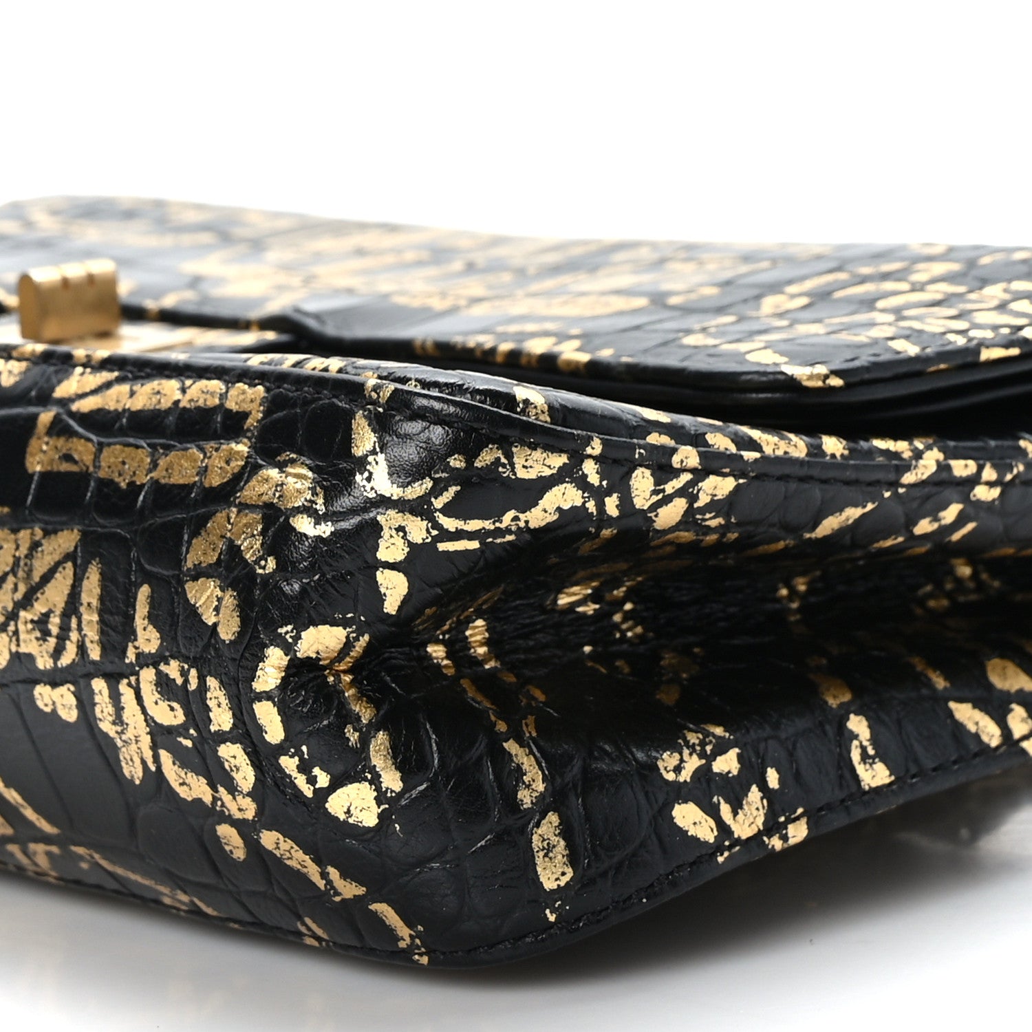 Chanel Calfskin Crocodile Embossed Graffiti 2.55 Cocodile Reissue 225 Flap Black Gold 9 of 9