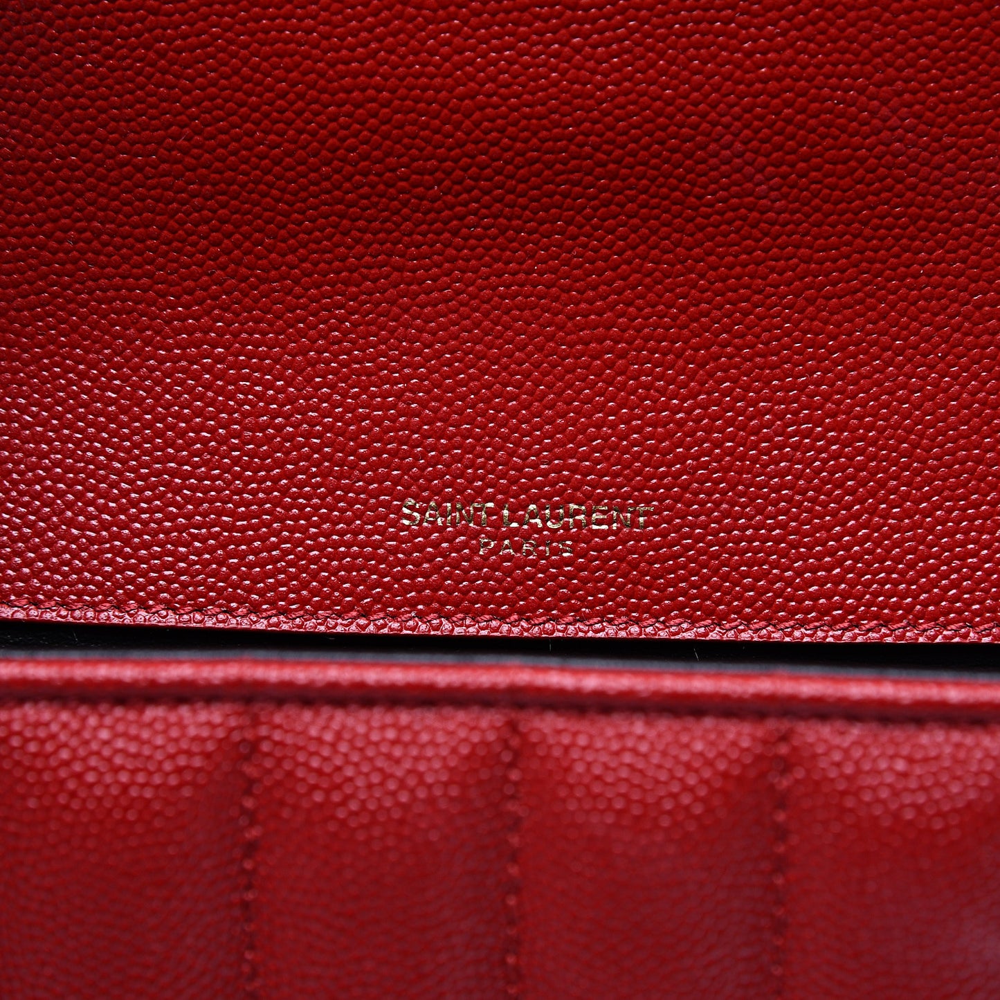 Grain De Poudre Matelasse Monogram Medium Vicky Chain Bag Red