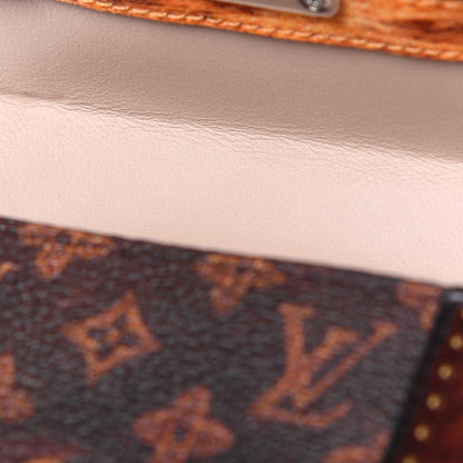 Louis Vuitton Monogram Essential Time Trunk 7 of 11