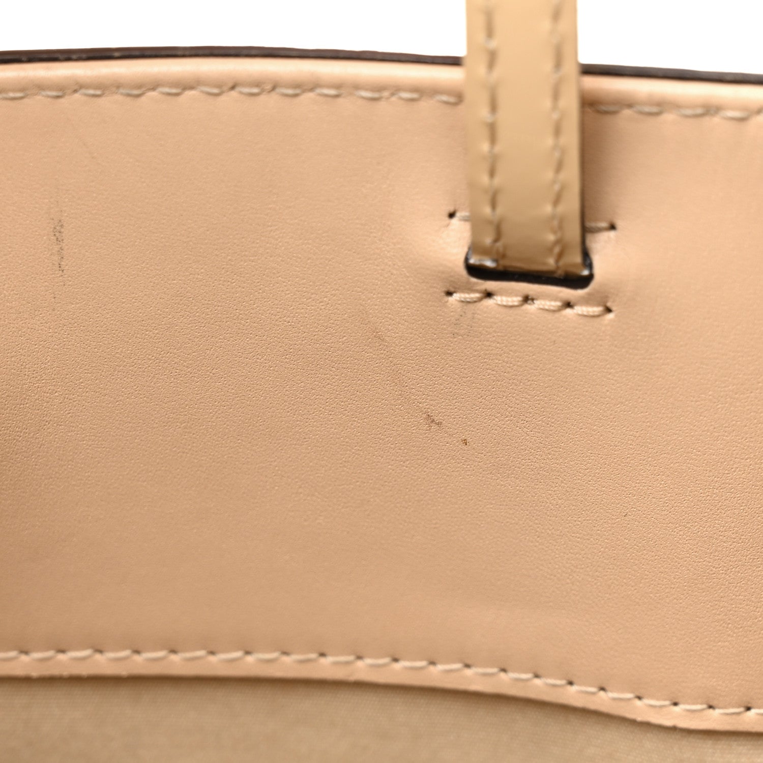 Louis Vuitton Vernis Montaigne MM Dune 12 of 28