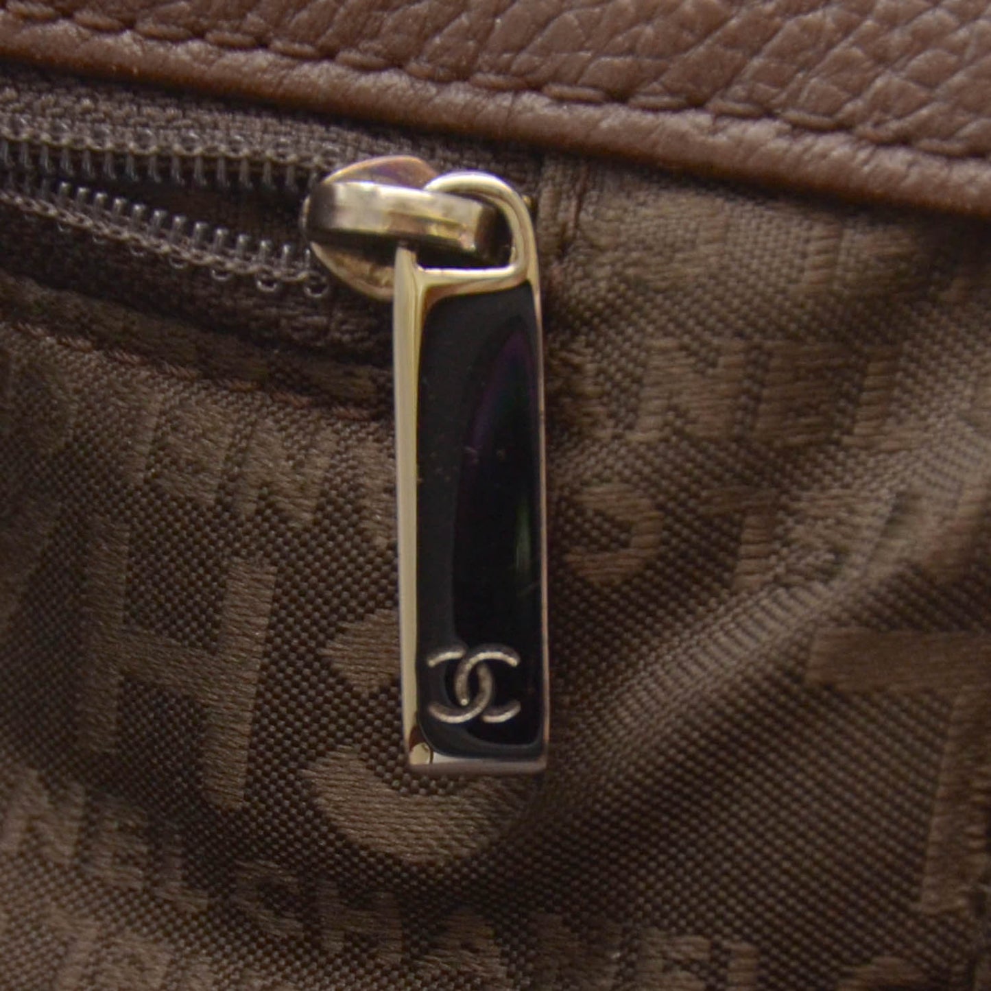 Caviar Mademoiselle Lock Cerf Shopper Tote Brown