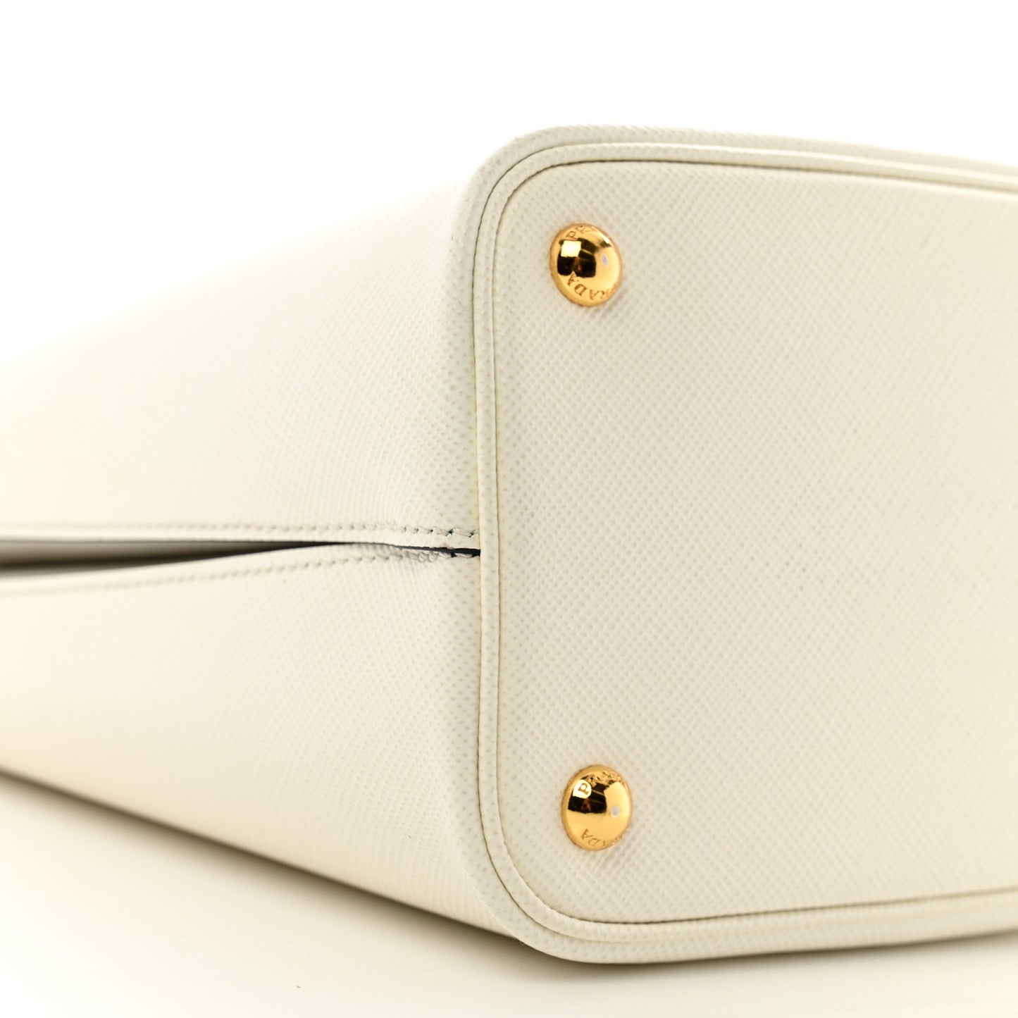 Saffiano Cuir Medium Panier Bucket Bag Bianco Black