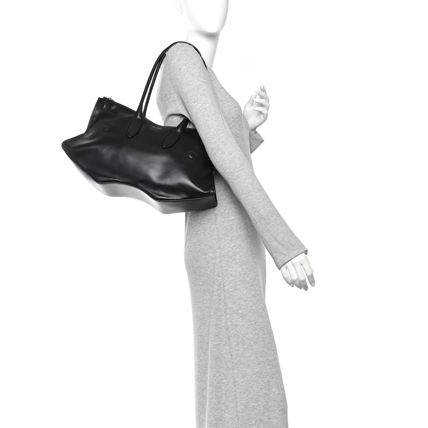 Alexander McQueen Calfskin The Manta Bag Black 2 of 9