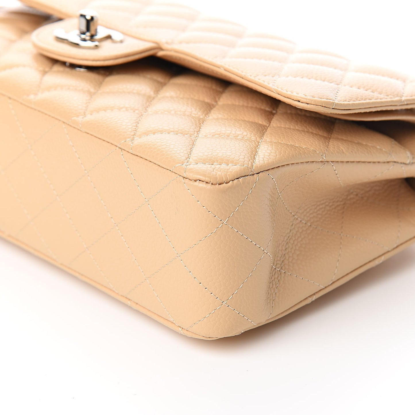 Caviar Quilted Medium Double Flap Beige Clair