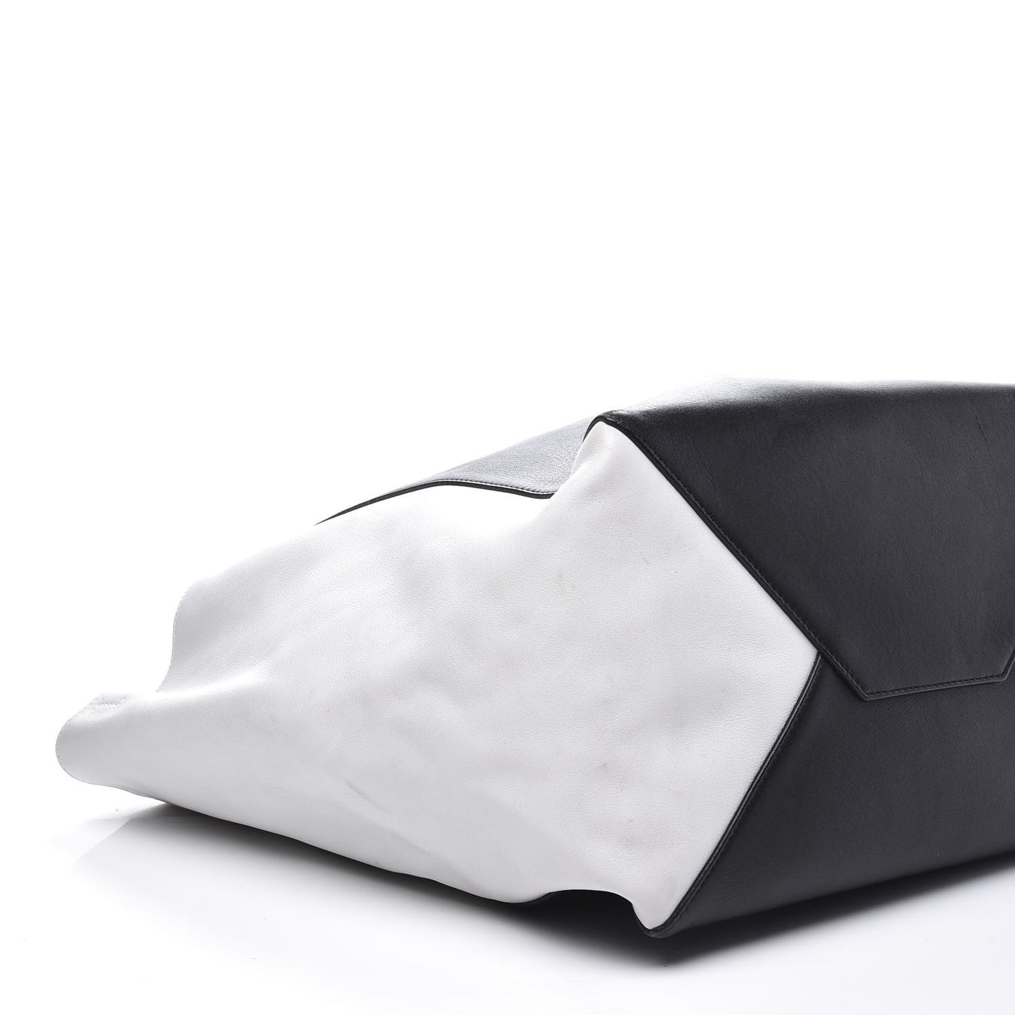 Grained Calfskin Medium Horizontal Cabas Phantom Black White