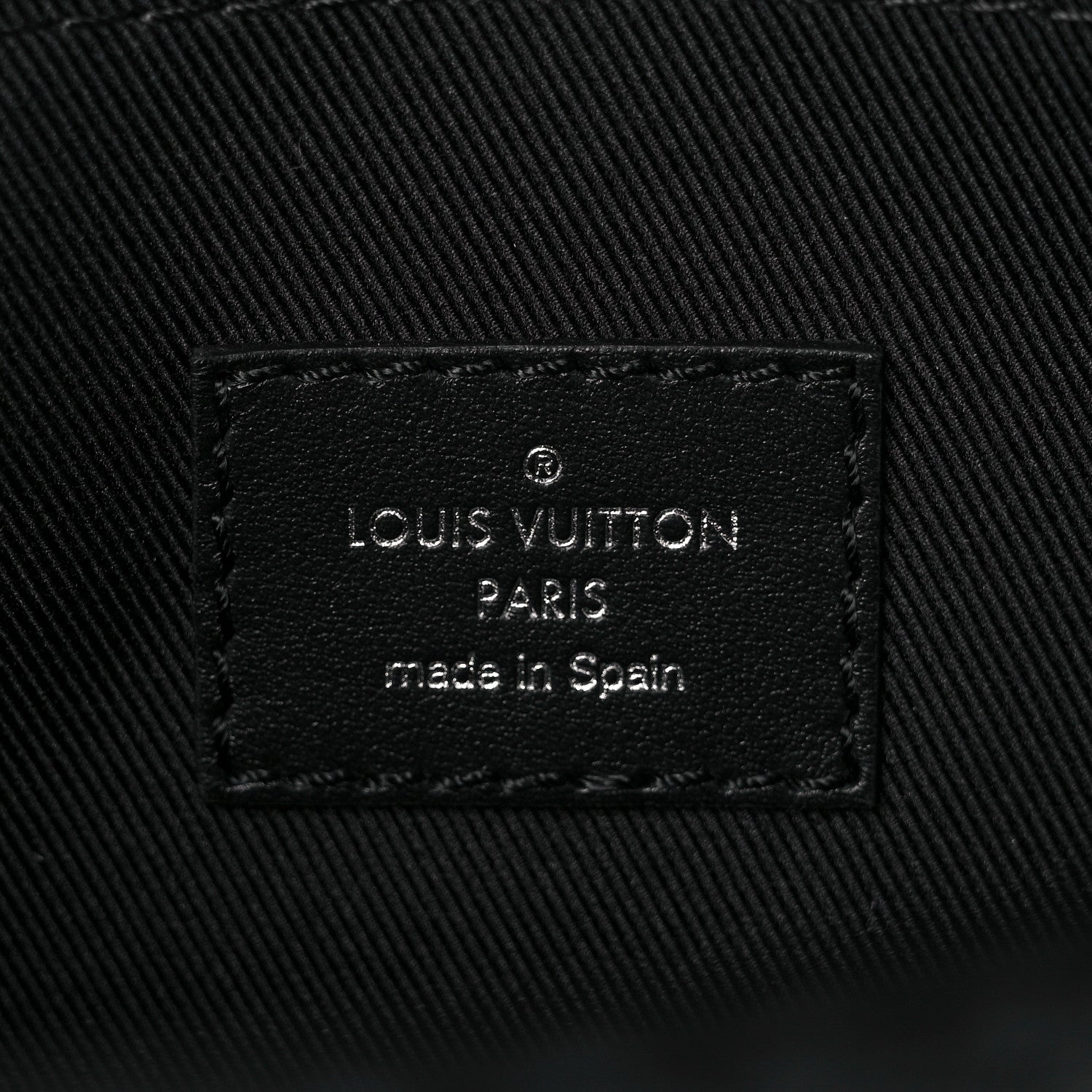 Louis Vuitton Damier Graphite 3D Studio Messenger 6 of 8