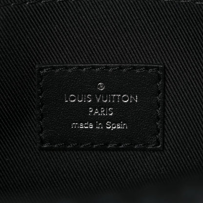 Louis Vuitton Damier Graphite 3D Studio Messenger 6 of 8