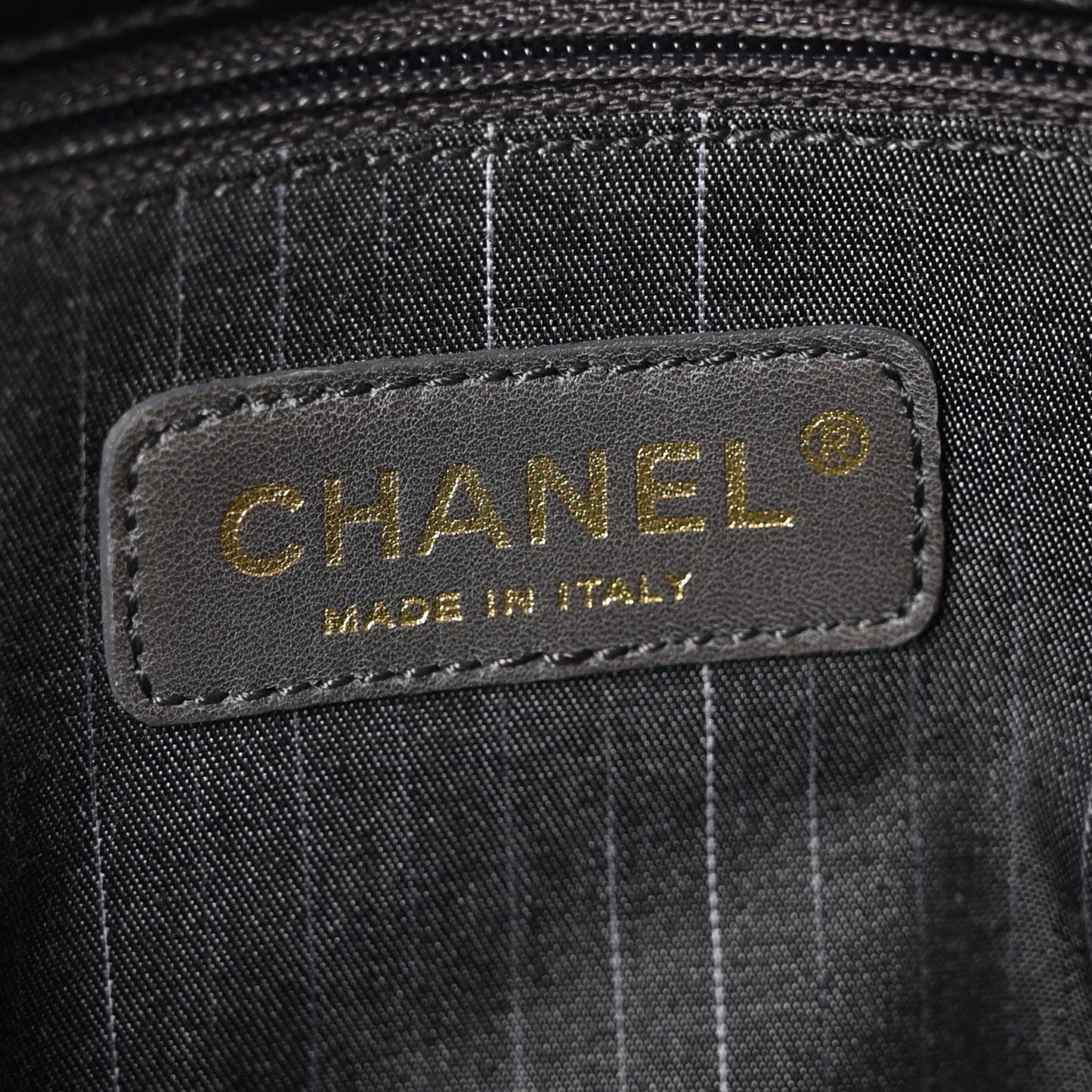 Lambskin Quilted Medium Westminster Pearl Flap Black