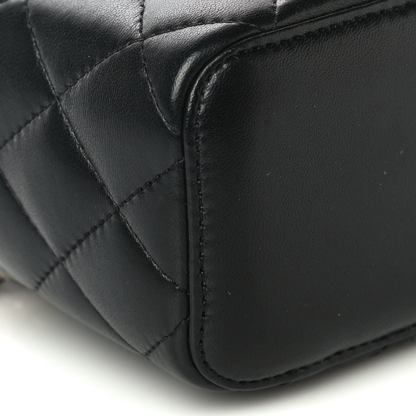 Lambskin Quilted Mini Vanity Case With Chain Black