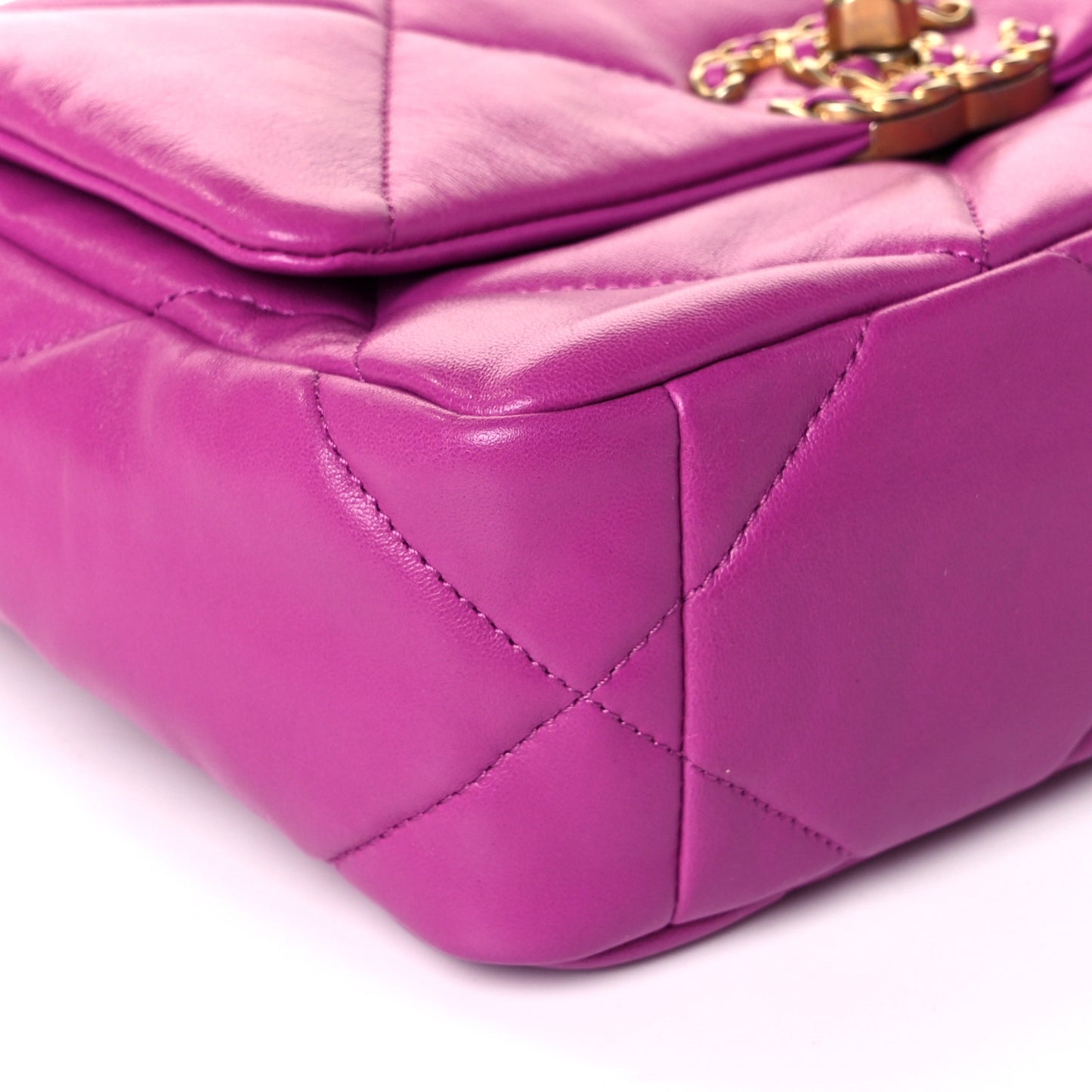 Lambskin Quilted Medium Chanel 19 Flap Purple