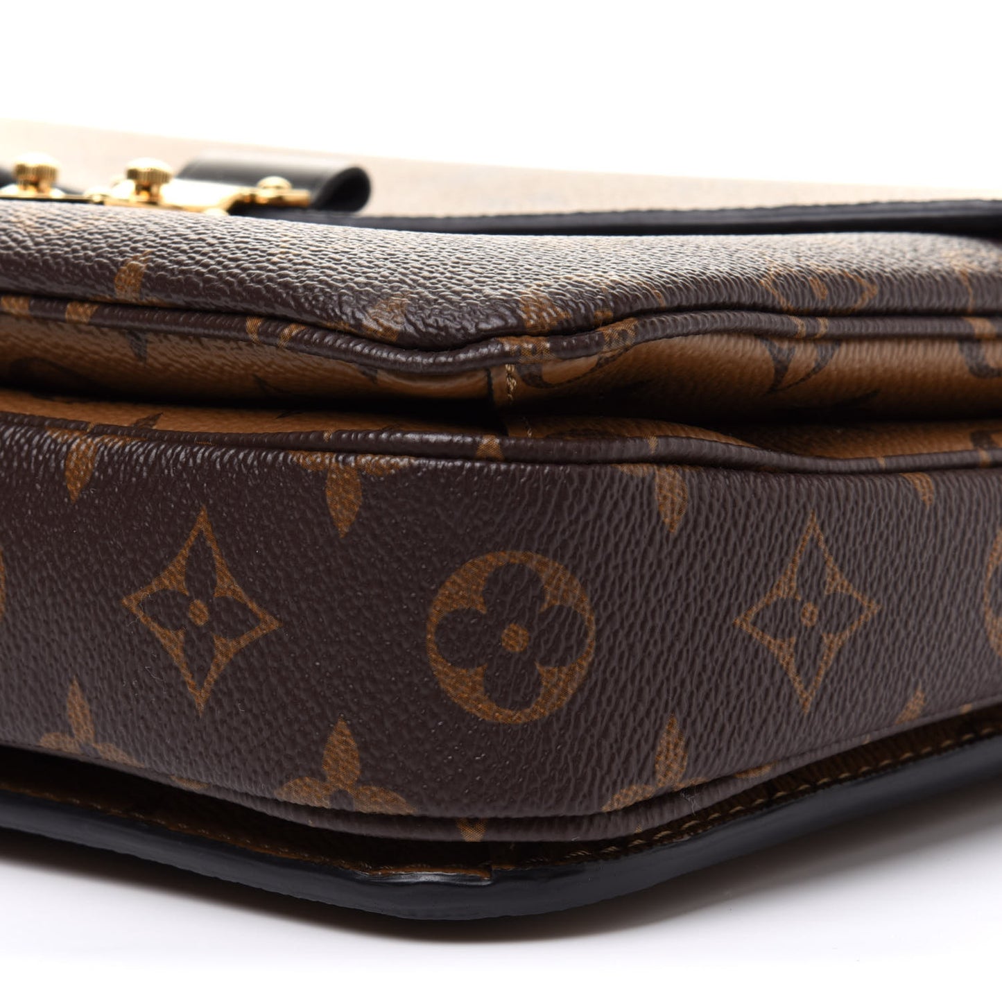 Reverse Monogram Pochette Metis