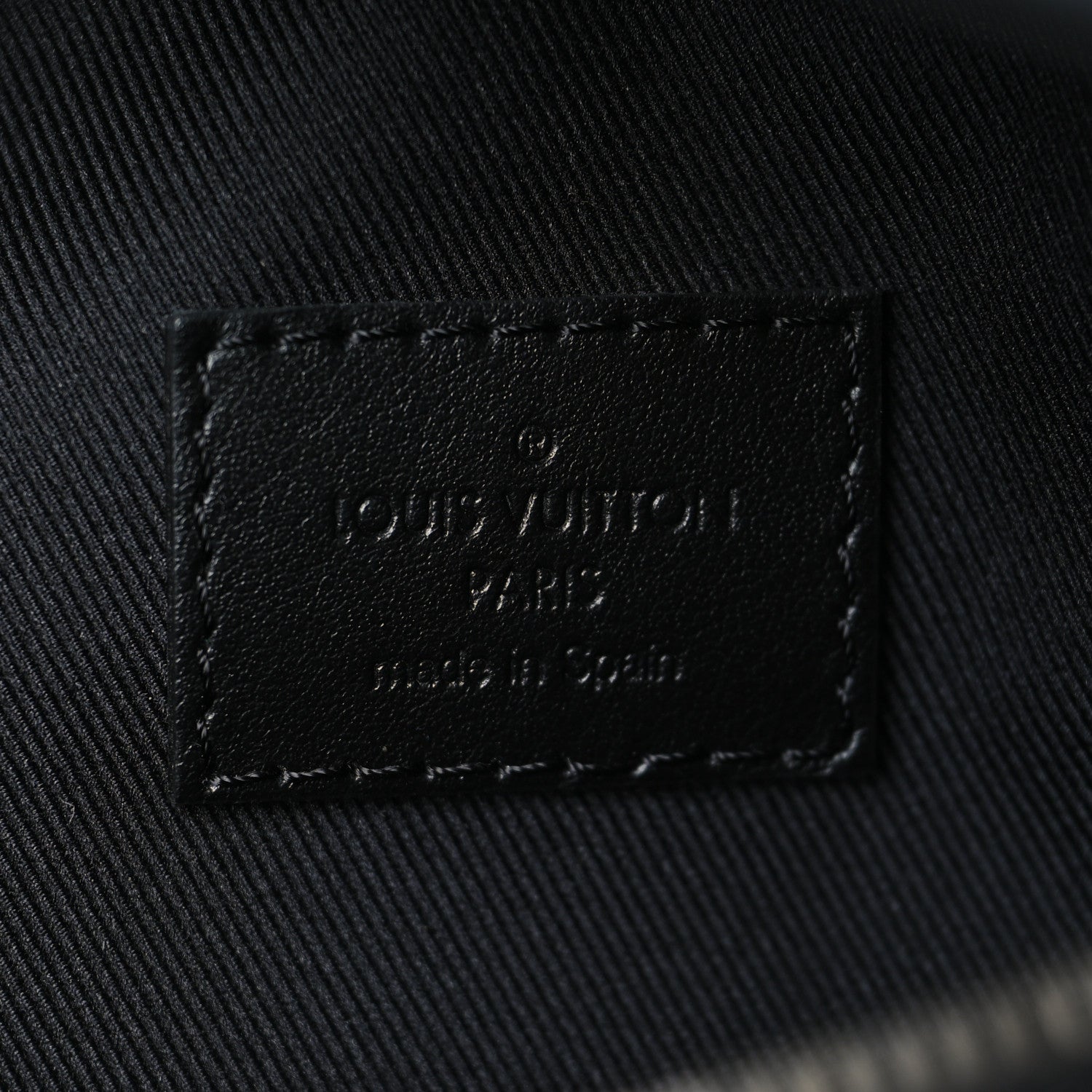 Louis Vuitton Monogram Eclipse Discovery Bumbag PM 6 of 9