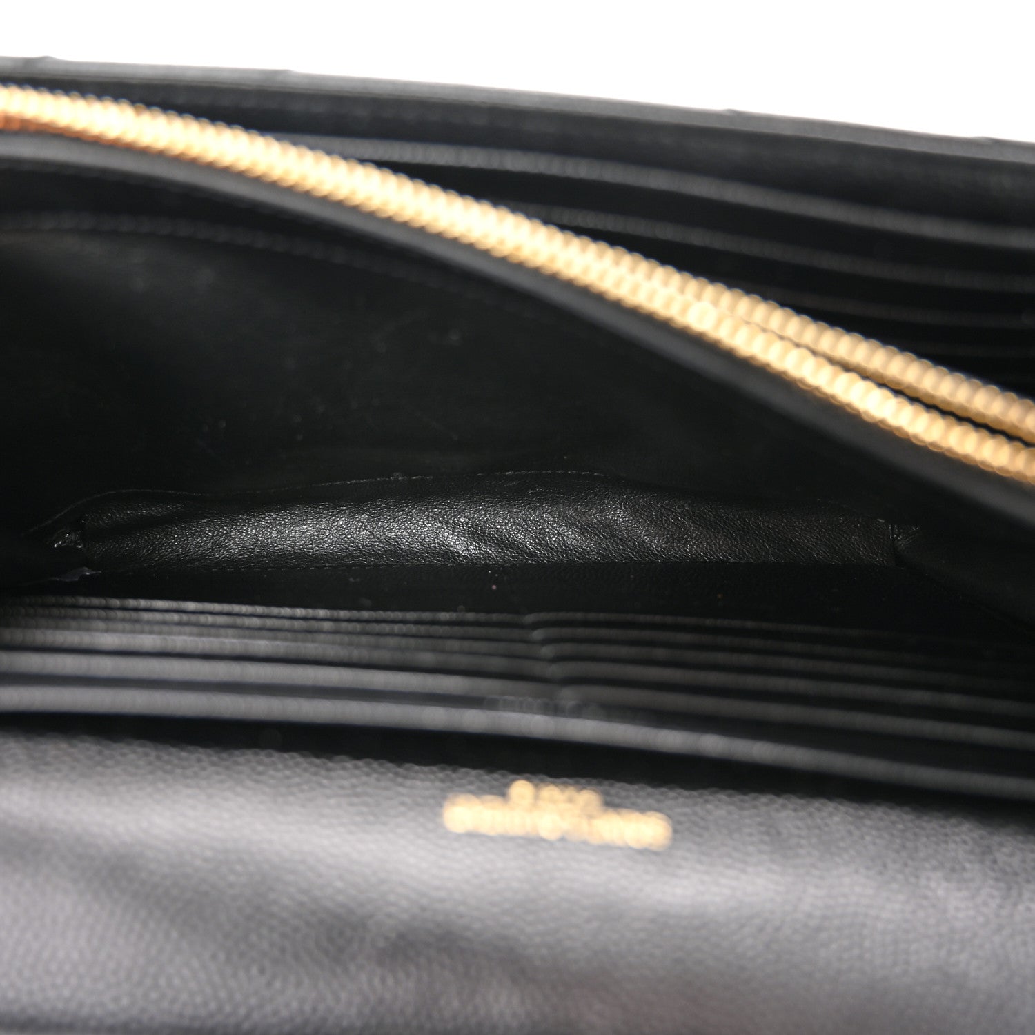 Saint Laurent Grain De Poudre Matelasse Chevron Monogram Chain Wallet Black 5 of 11