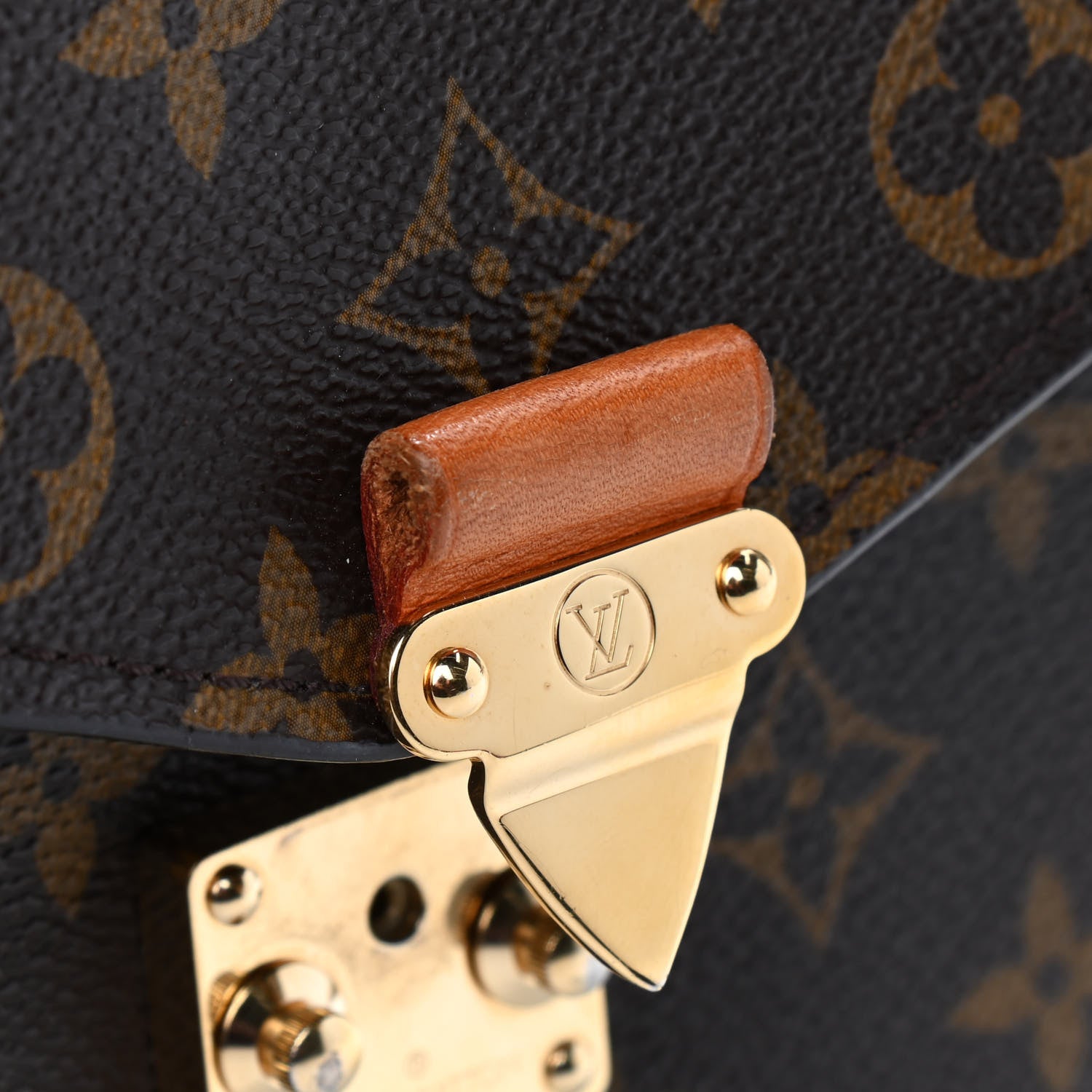 Louis Vuitton Monogram Pochette Metis 8 of 11