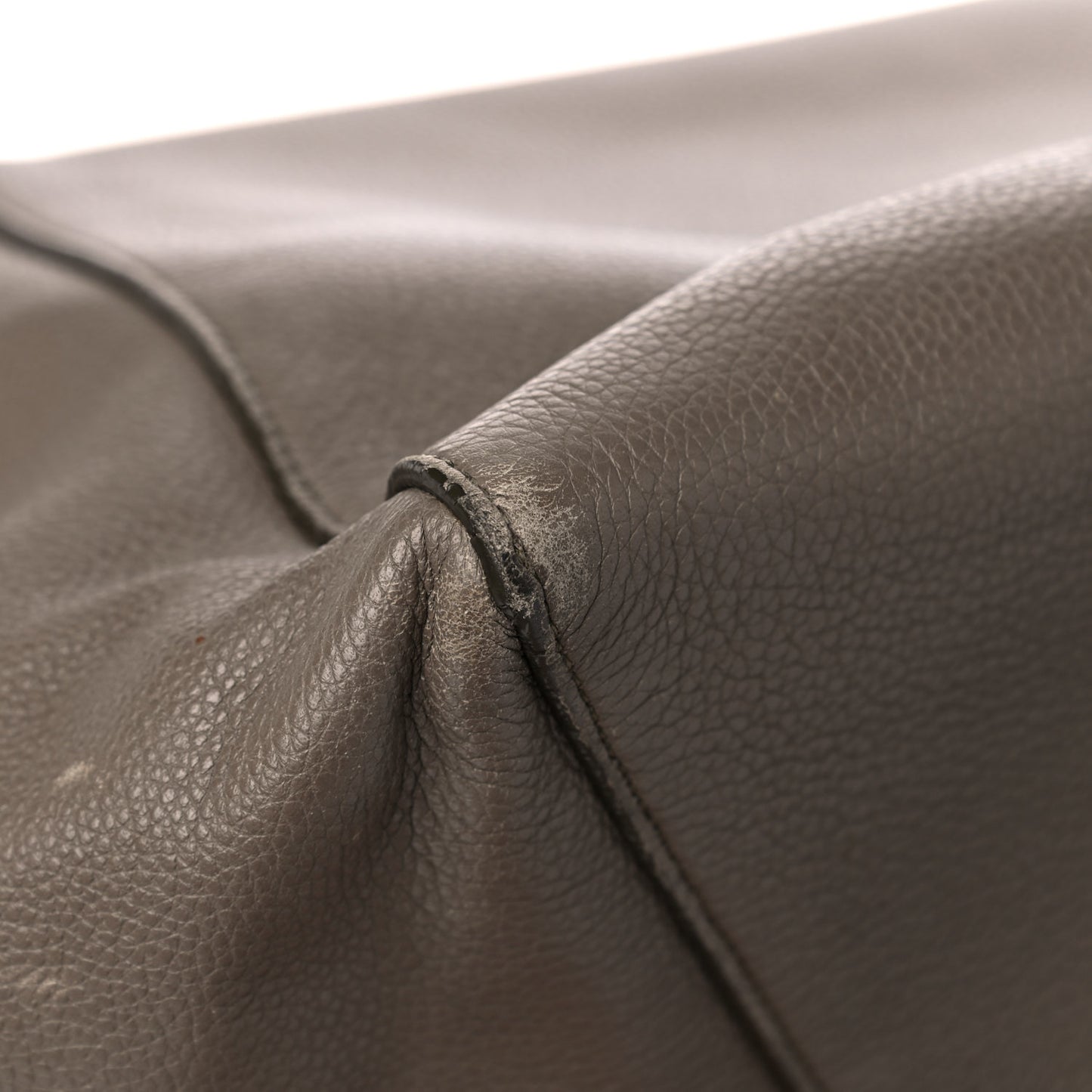 Soft Grained Calfskin Medium Belt Cabas Phantom Souris