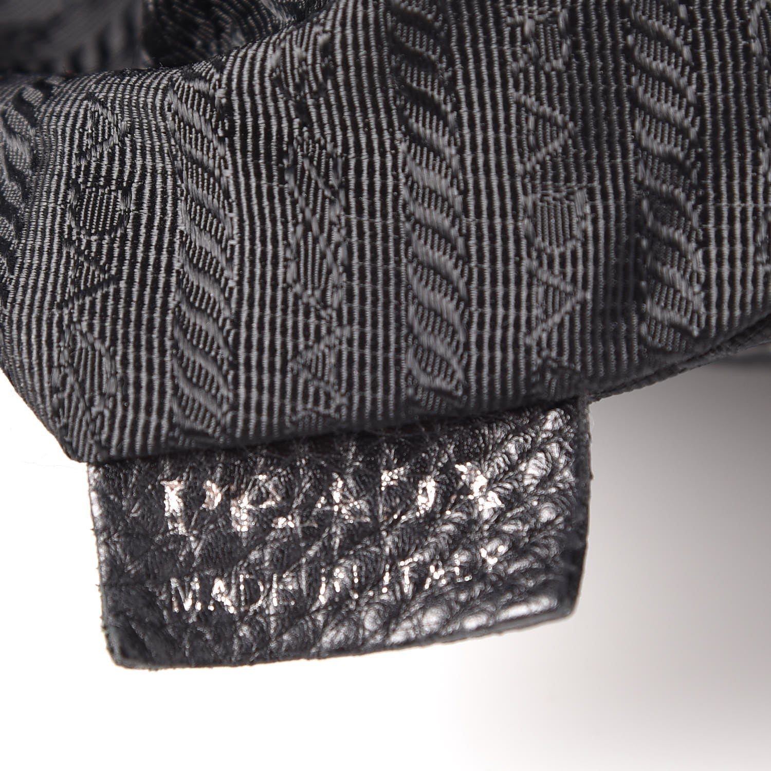 Prada Vitello Daino Tote Nero Black 8 of 20