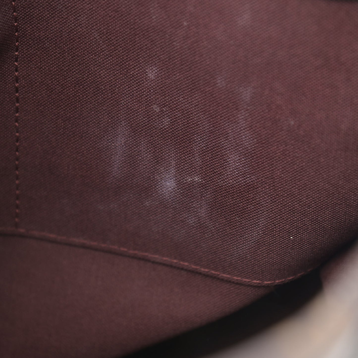 Monogram Macassar Kitan