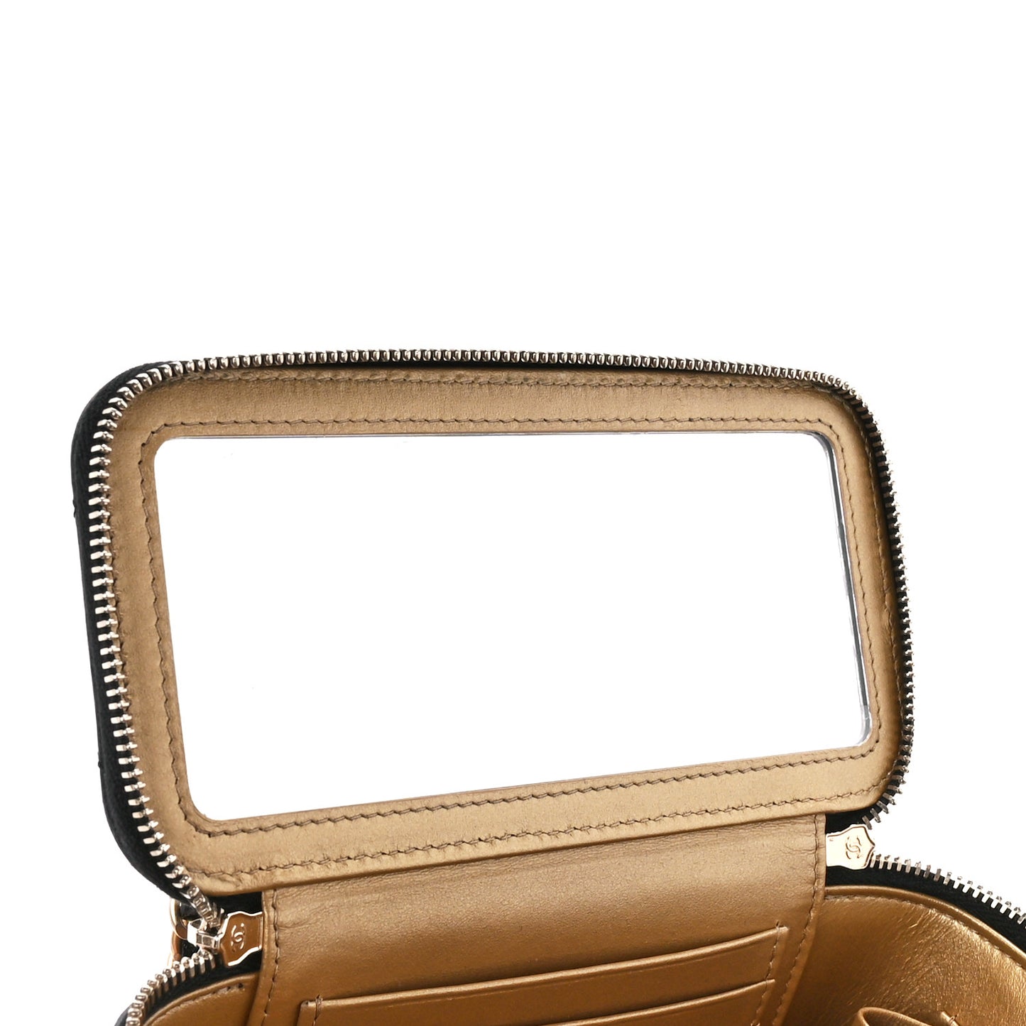 Lambskin Quilted Pearl Crush Small Vanity Case With Chain Black
