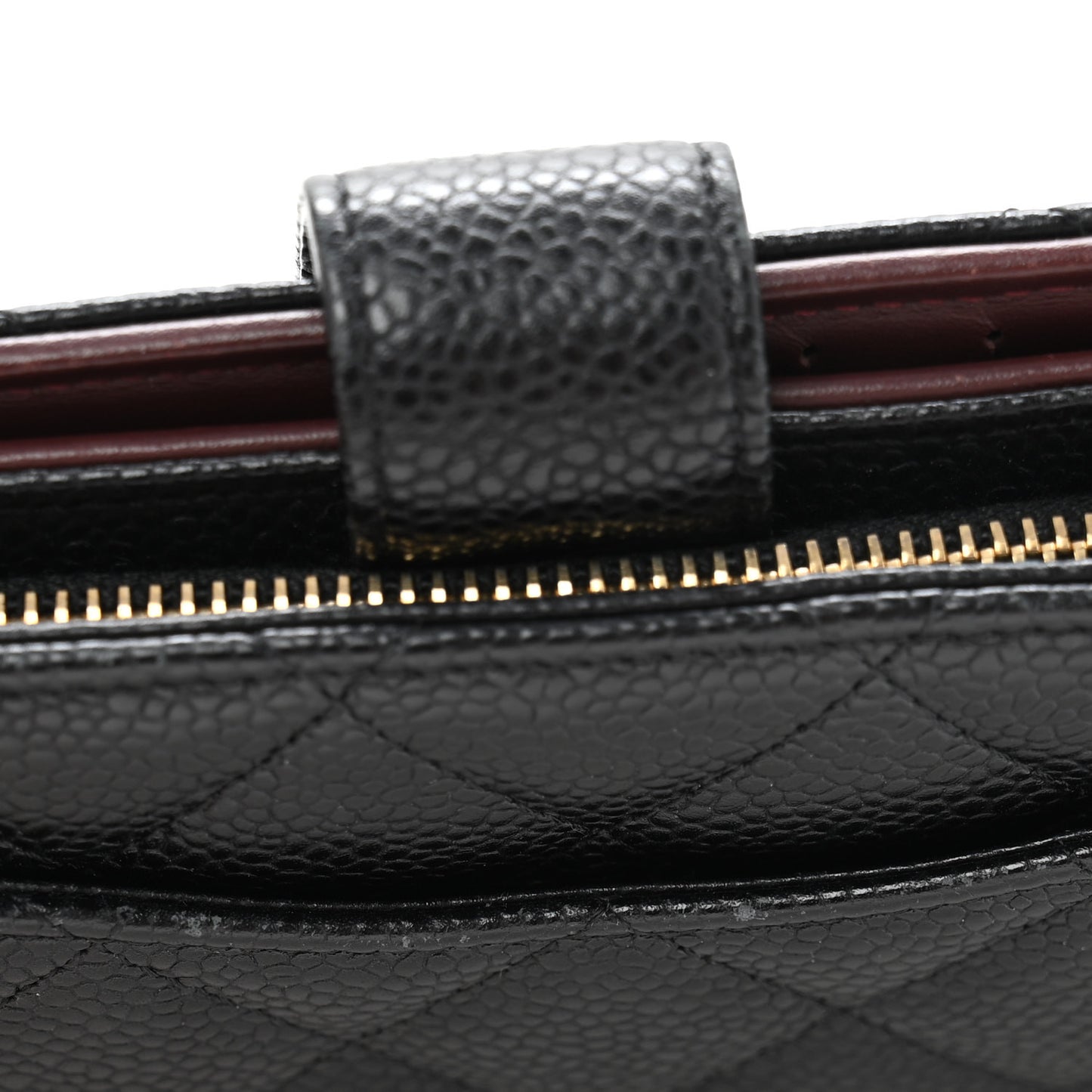 Caviar Quilted Zipped Pocket Wallet Black