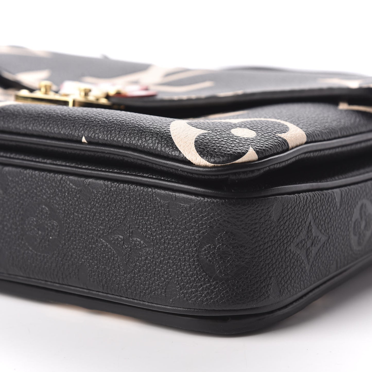 Empreinte Monogram Giant Crafty Pochette Metis Black Creme