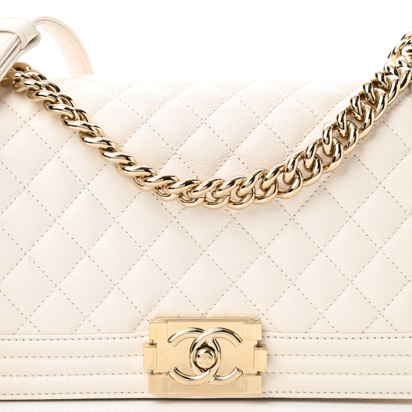Caviar Quilted Medium Boy Flap White