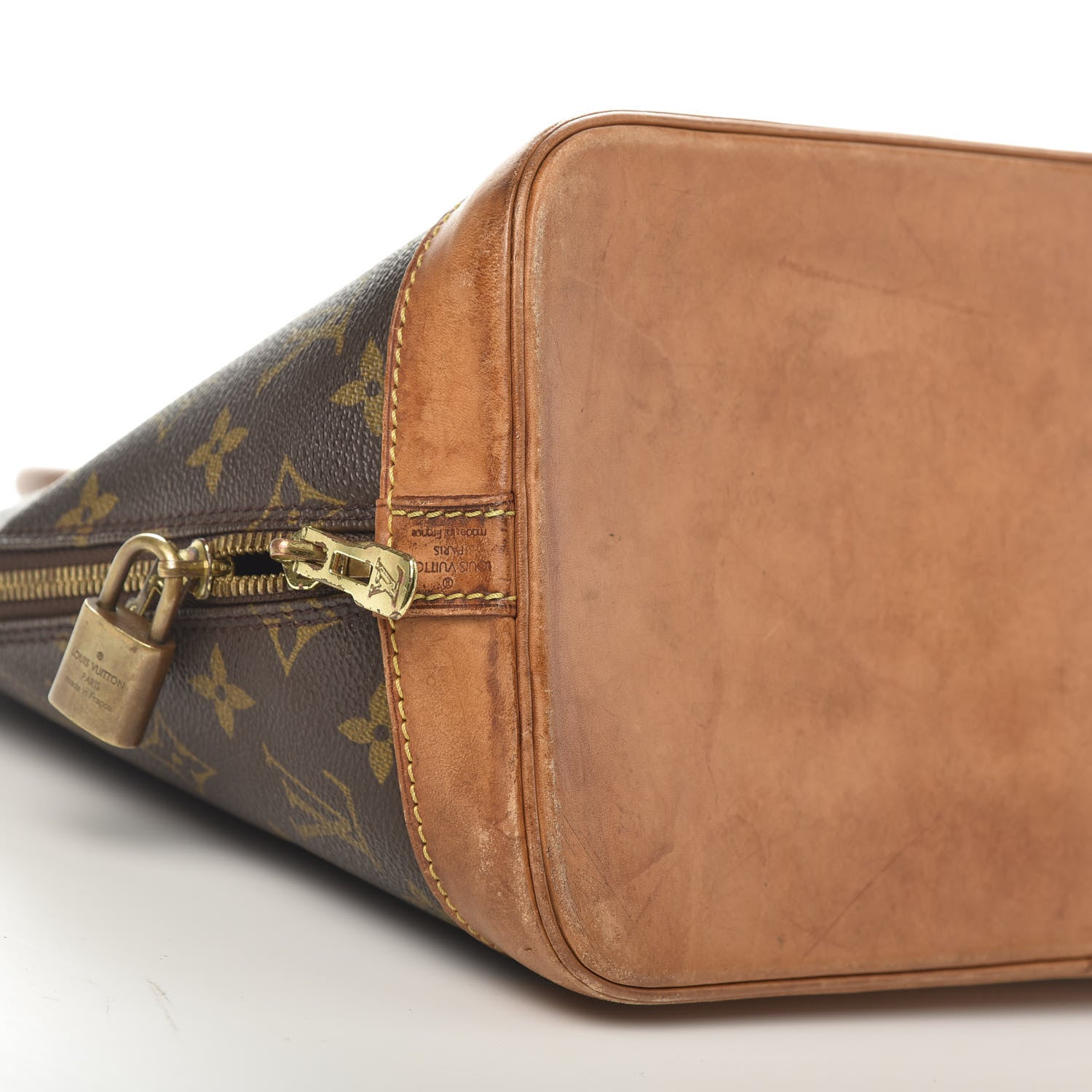 Louis Vuitton Monogram Alma PM 14 of 17