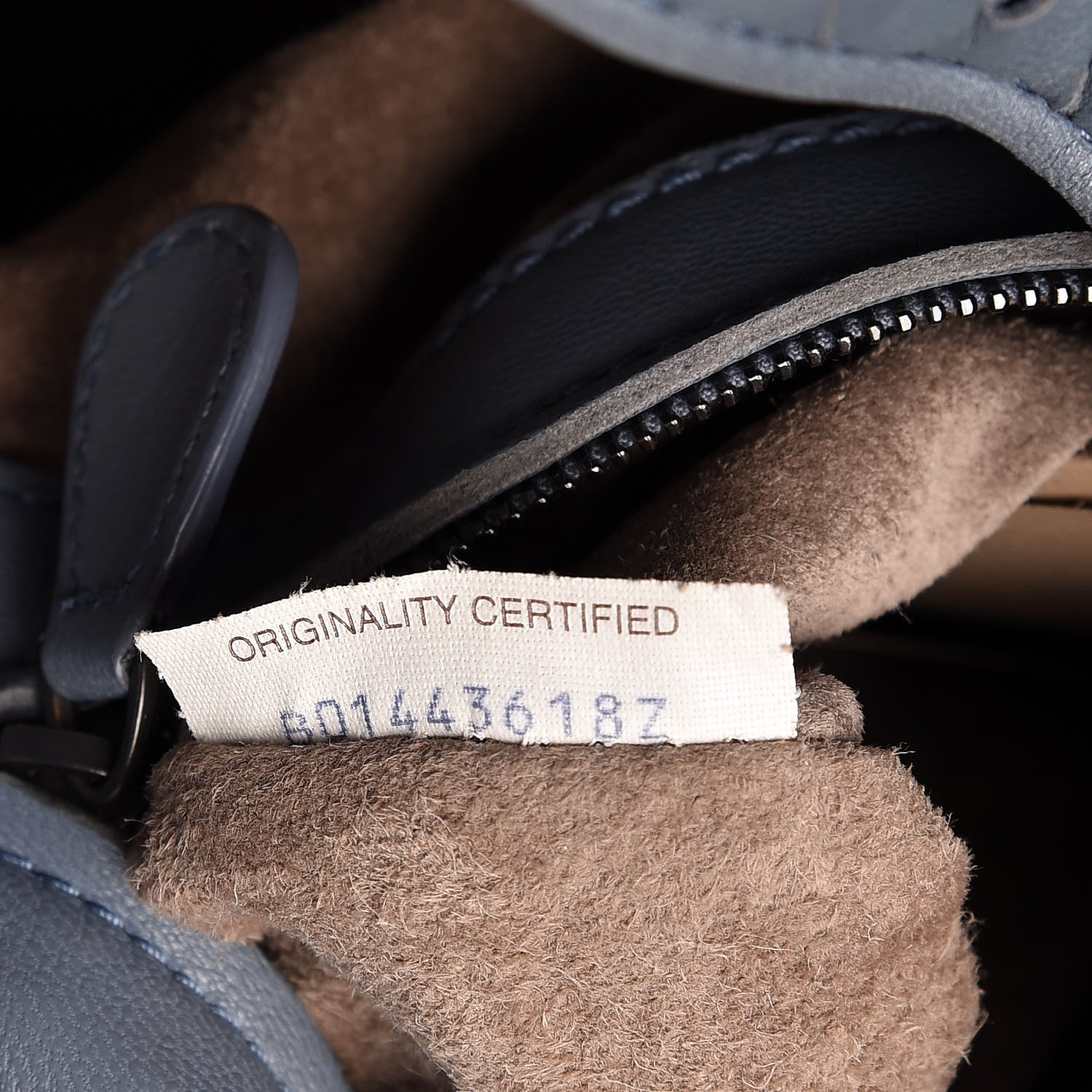 Bottega Veneta Nappa Intrecciato Parachute Bag Krim 8 of 20